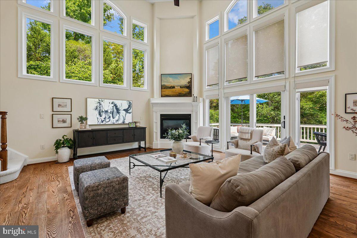 RIVER CREEK - Residential