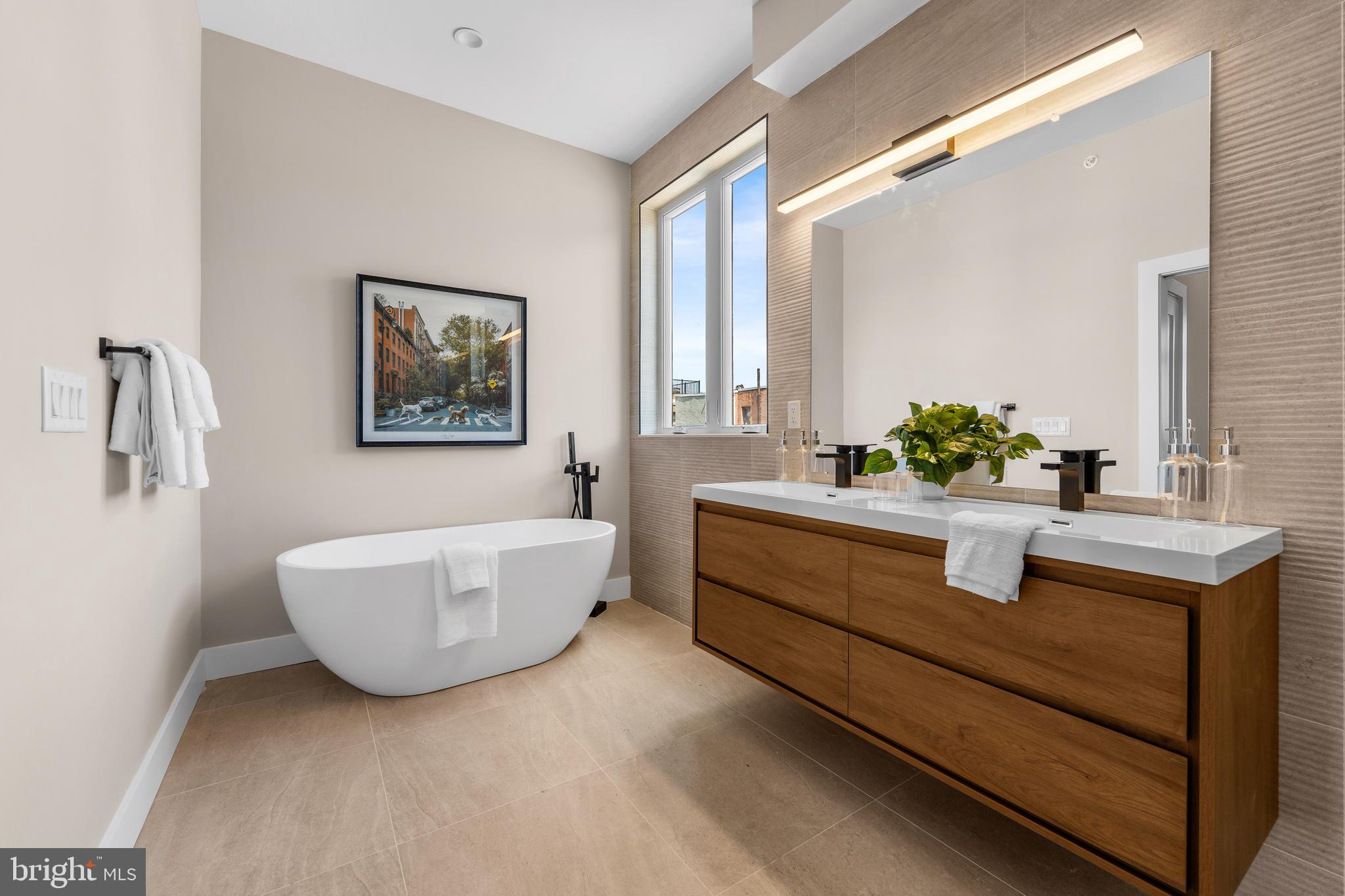 EAST PASSYUNK CROSSING - Residential