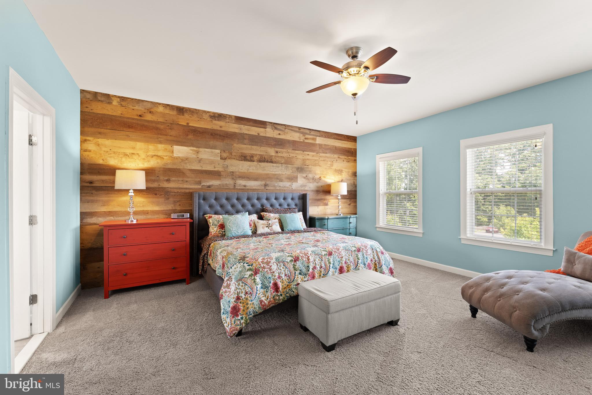 LAKE RIDGE ESTATES - Residential
