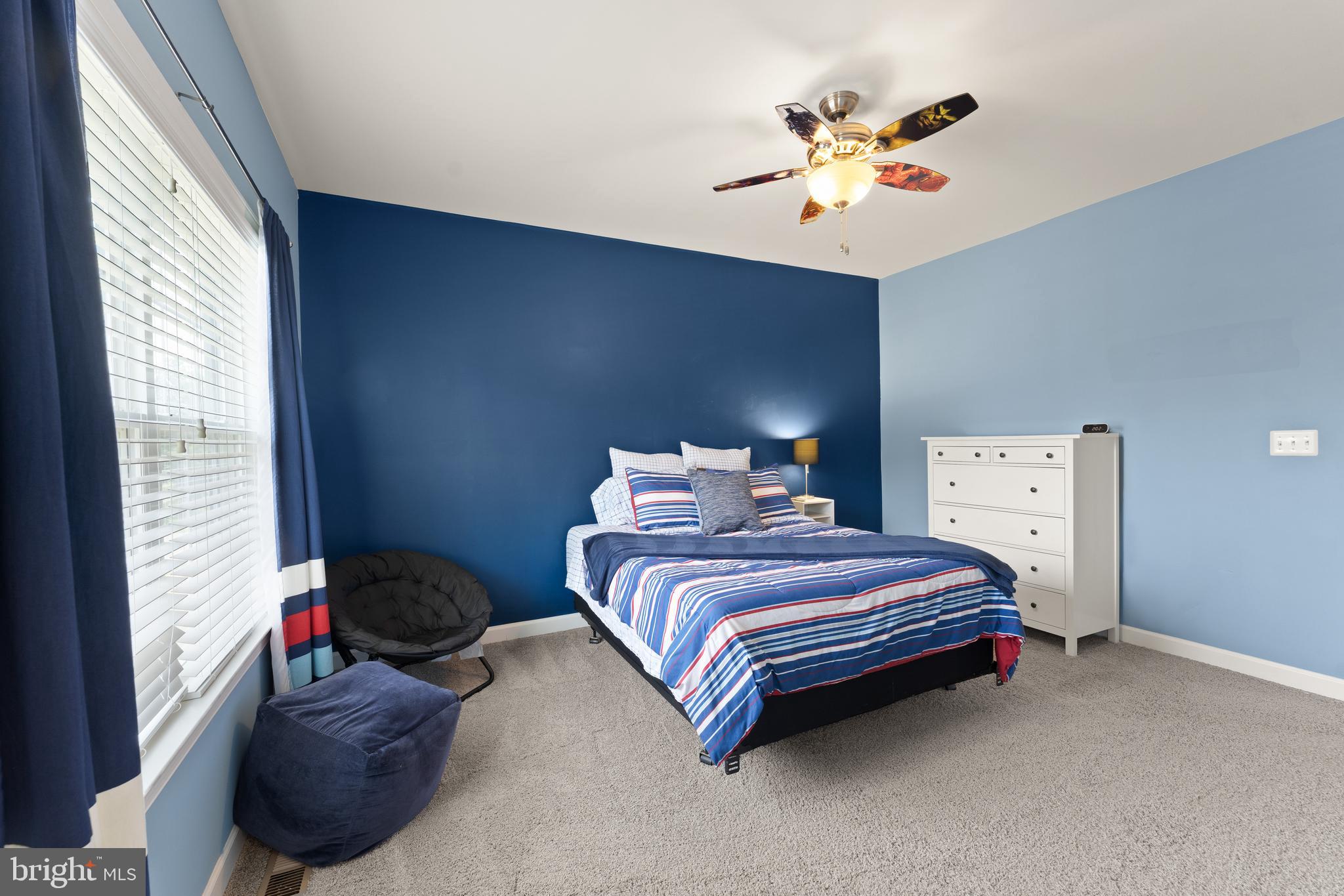 LAKE RIDGE ESTATES - Residential