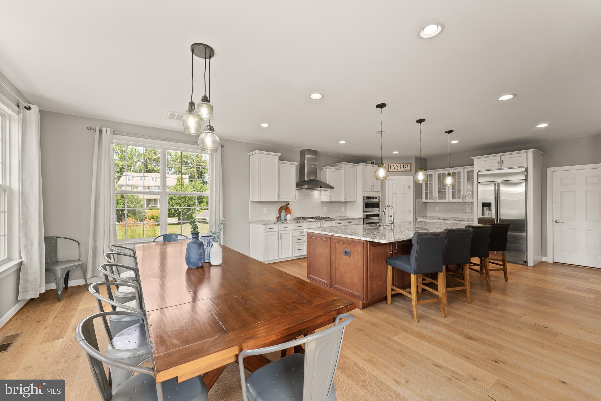 LAKE RIDGE ESTATES - Residential