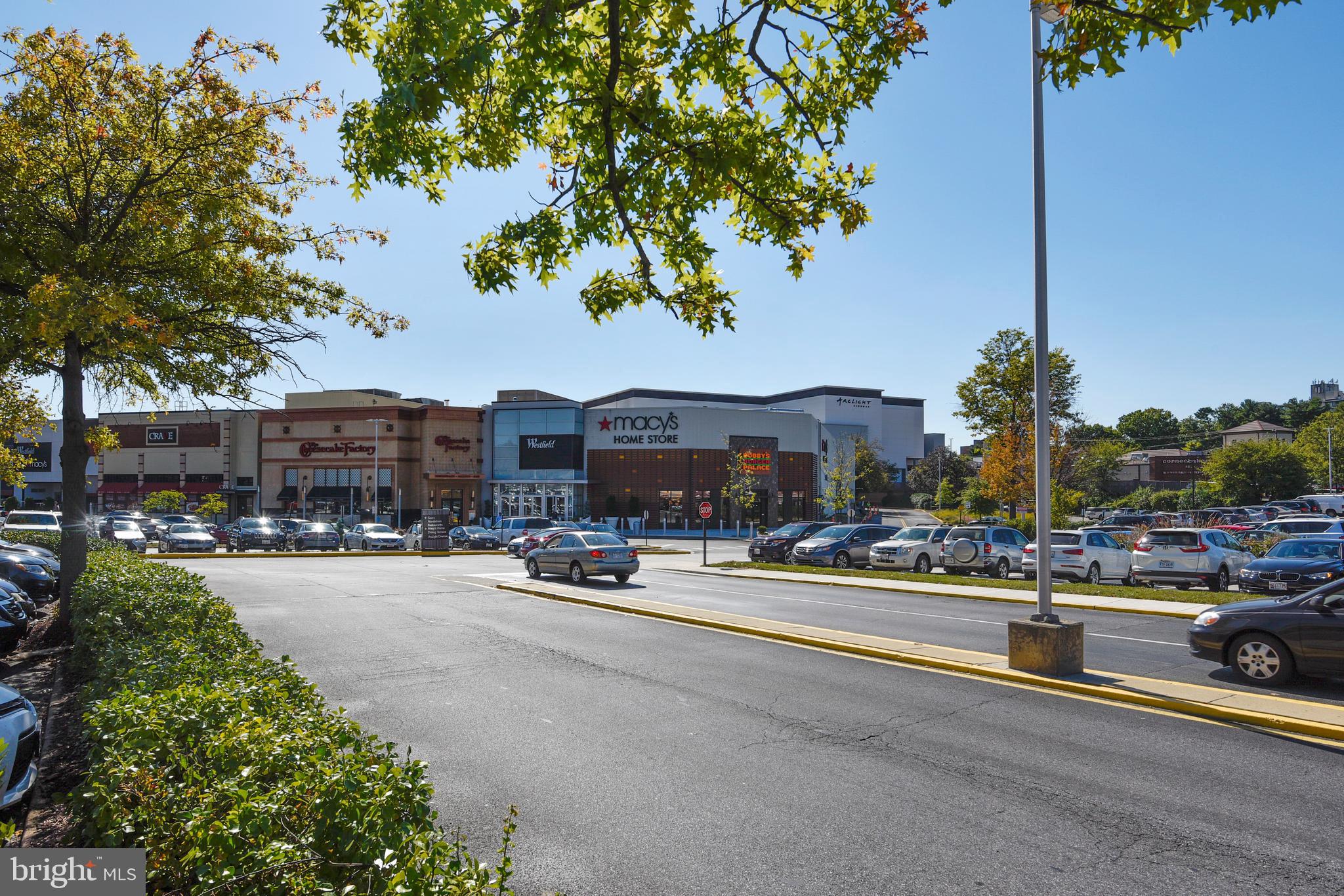 FOX HILLS - Residential Lease