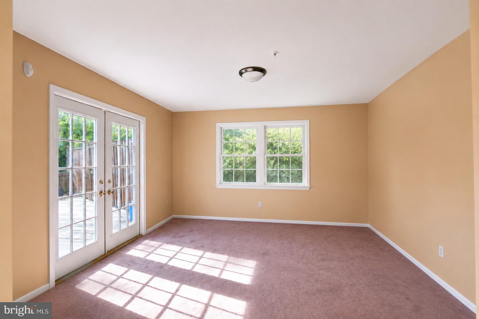 HIGH POINT - Residential