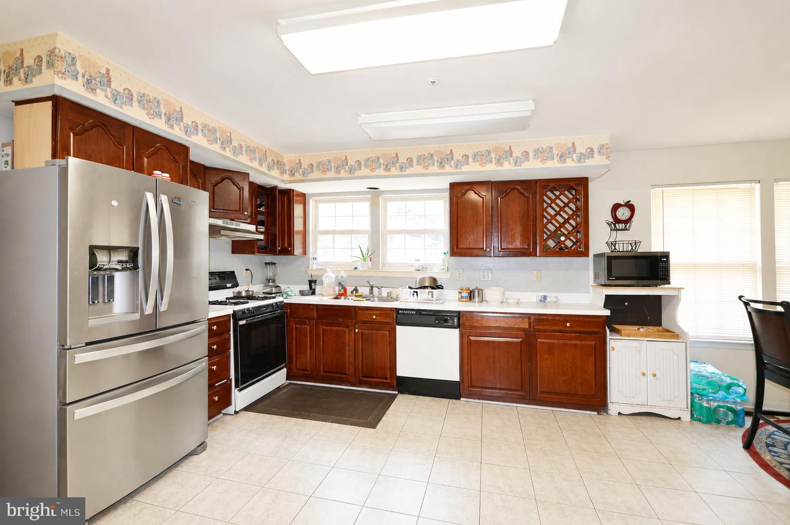 HIGH POINT - Residential