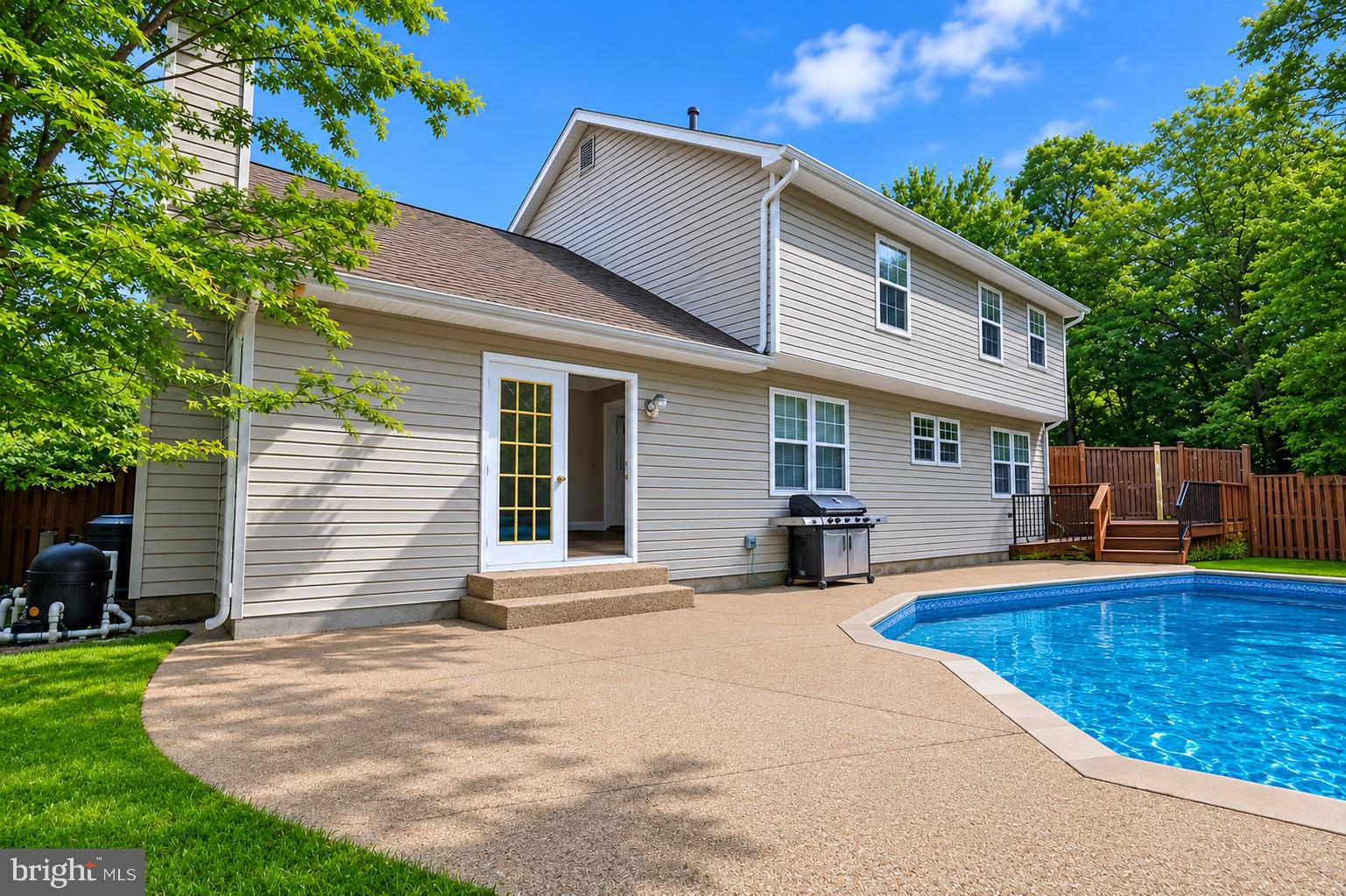 HIGH POINT - Residential