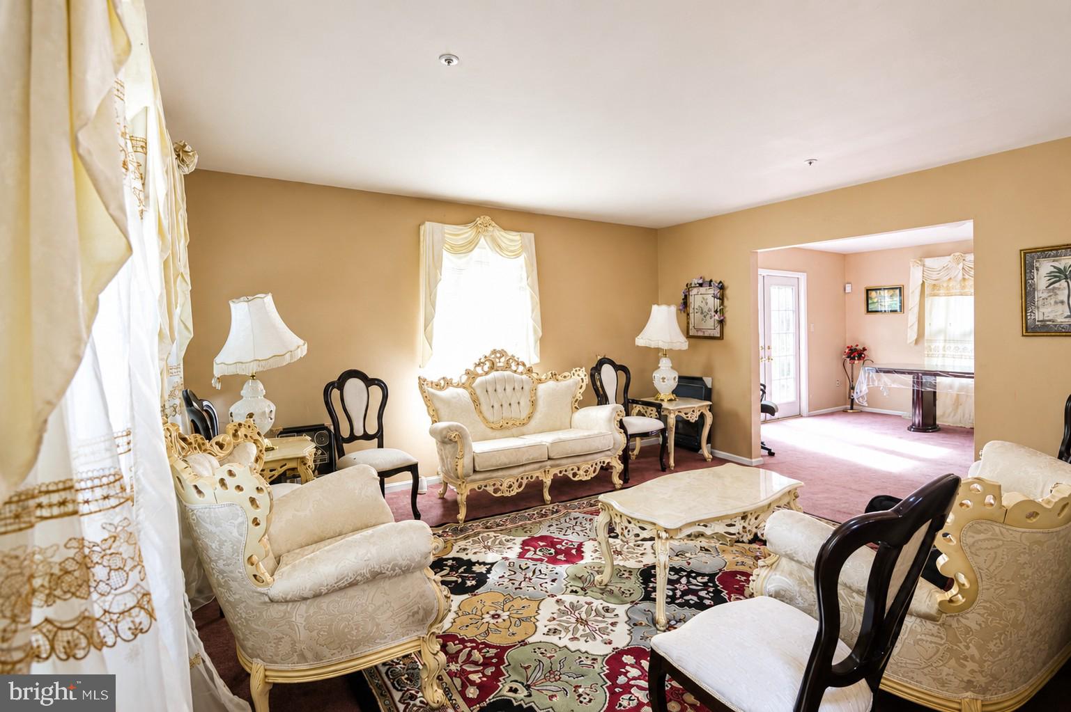HIGH POINT - Residential