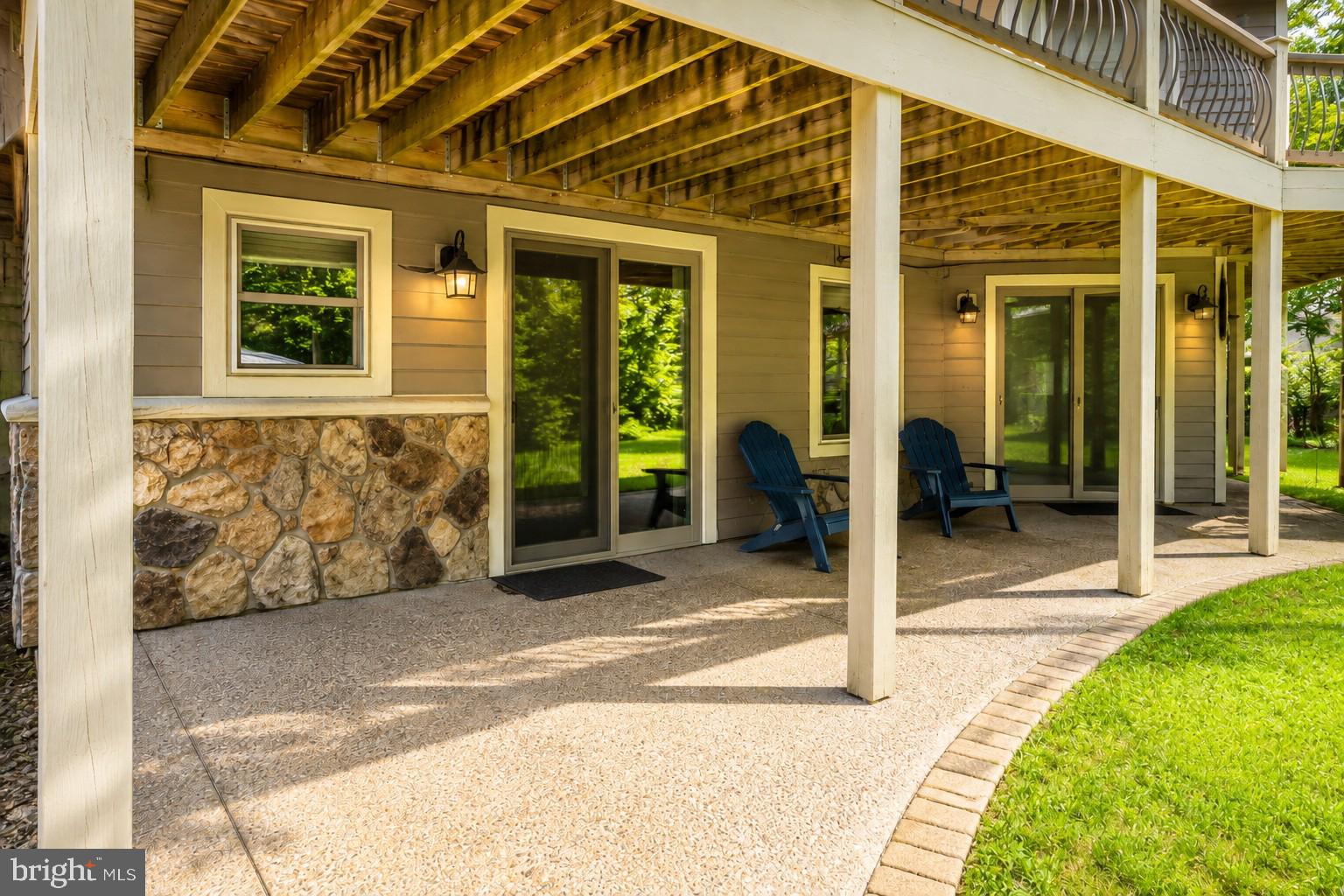LAKE POINTE - Residential
