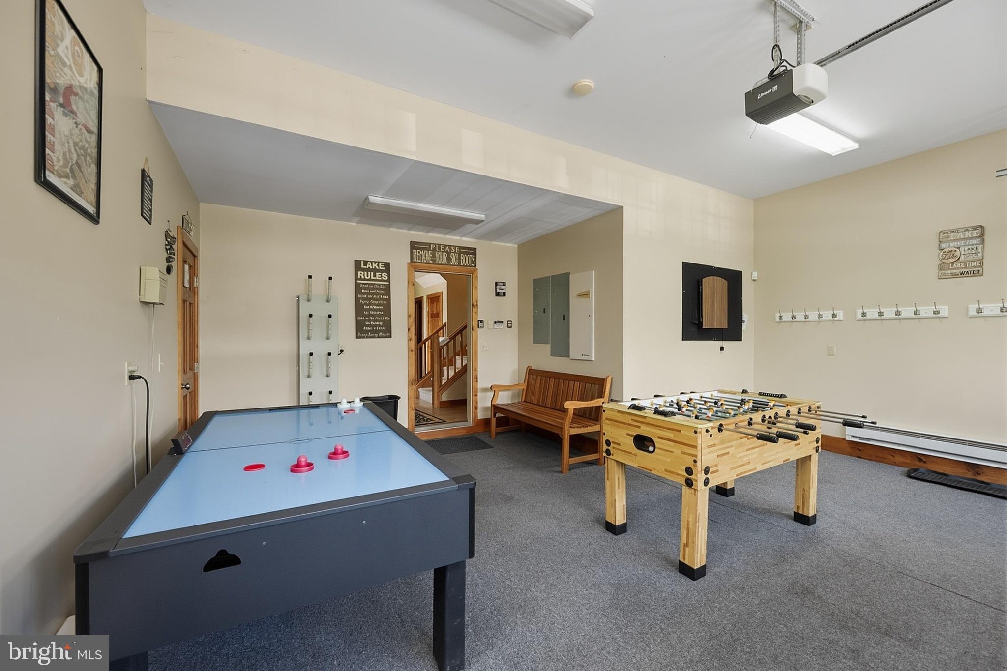 LAKE POINTE - Residential