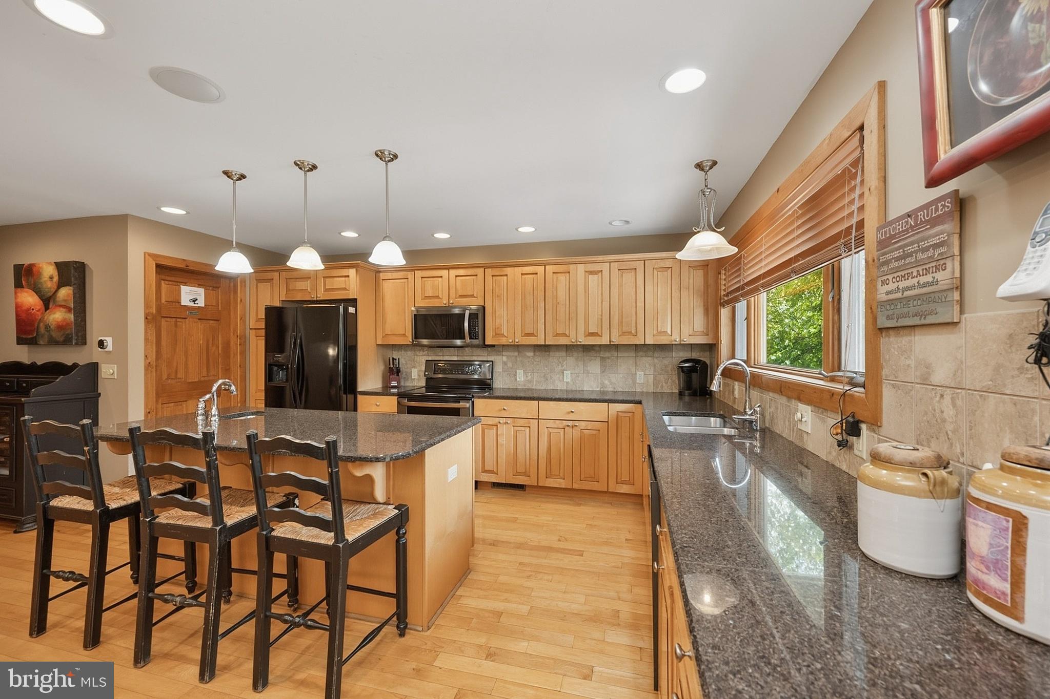 LAKE POINTE - Residential