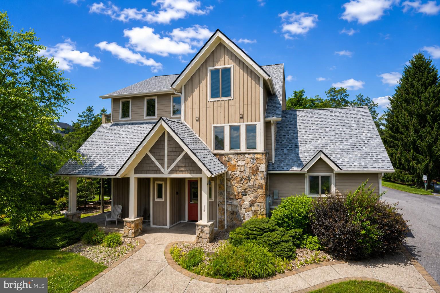 LAKE POINTE - Residential