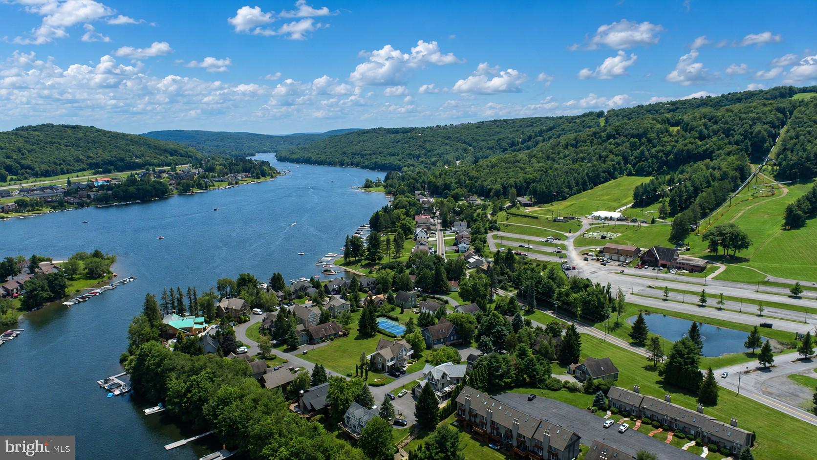 LAKE POINTE - Residential