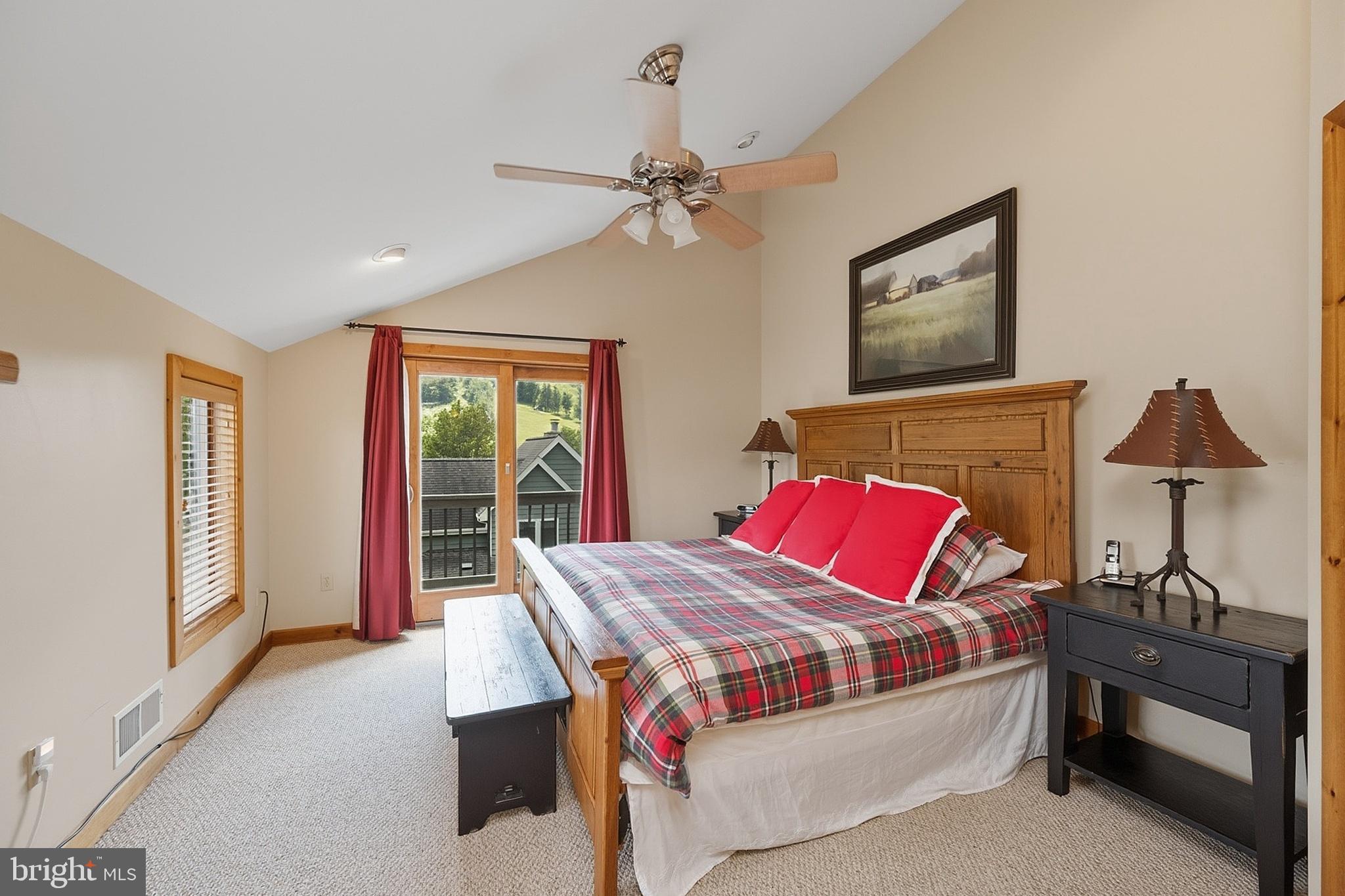 LAKE POINTE - Residential