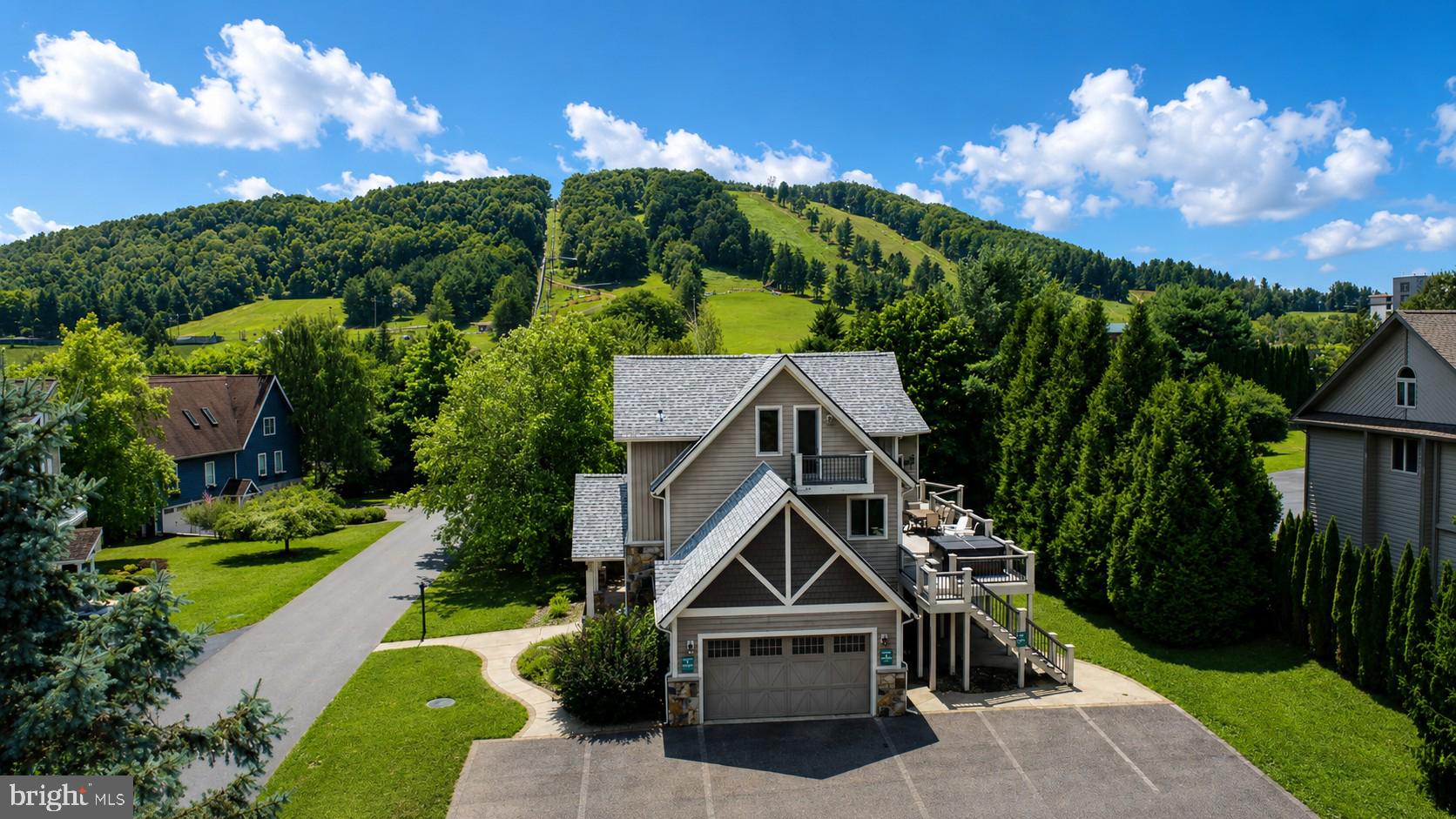 LAKE POINTE - Residential