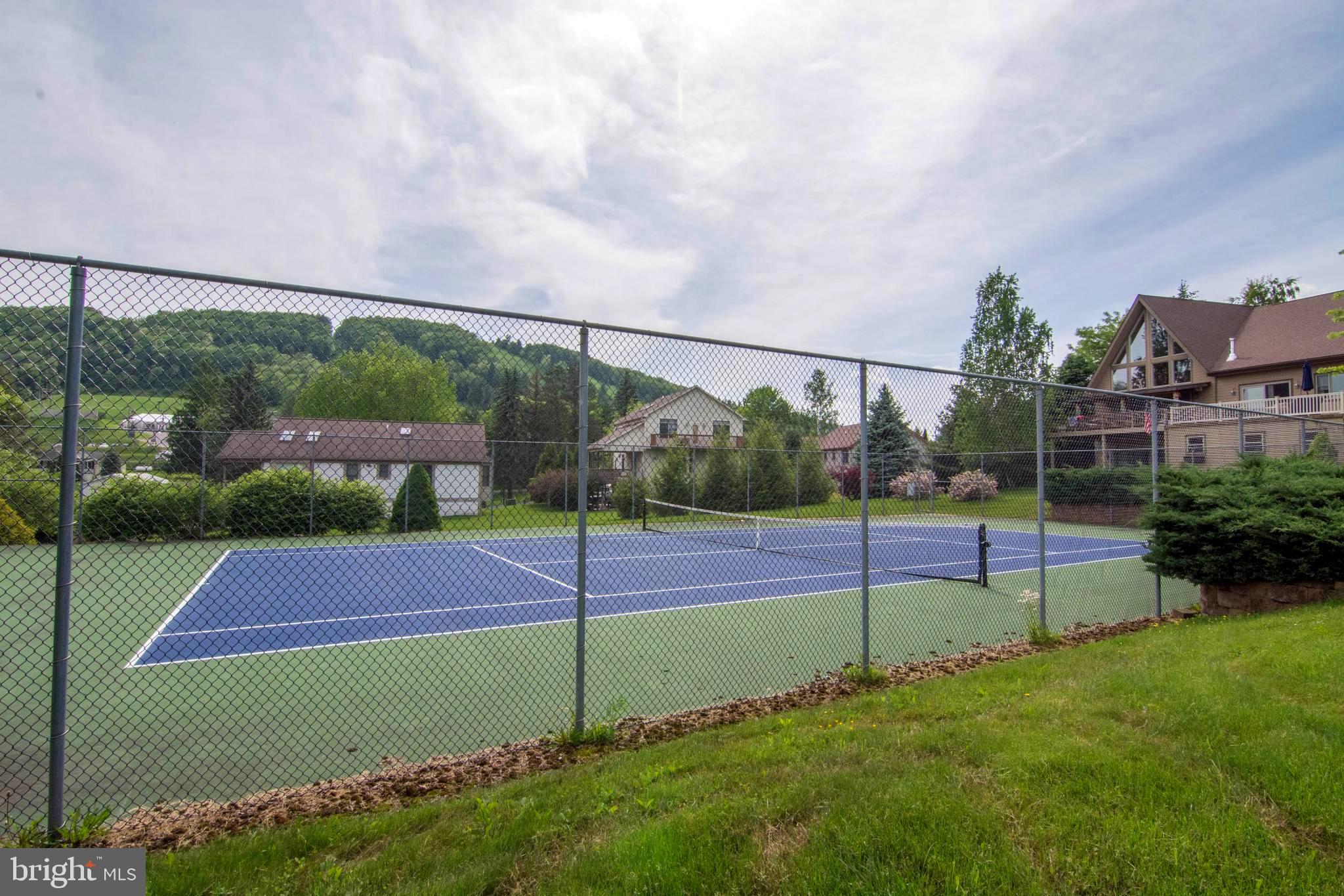 LAKE POINTE - Residential