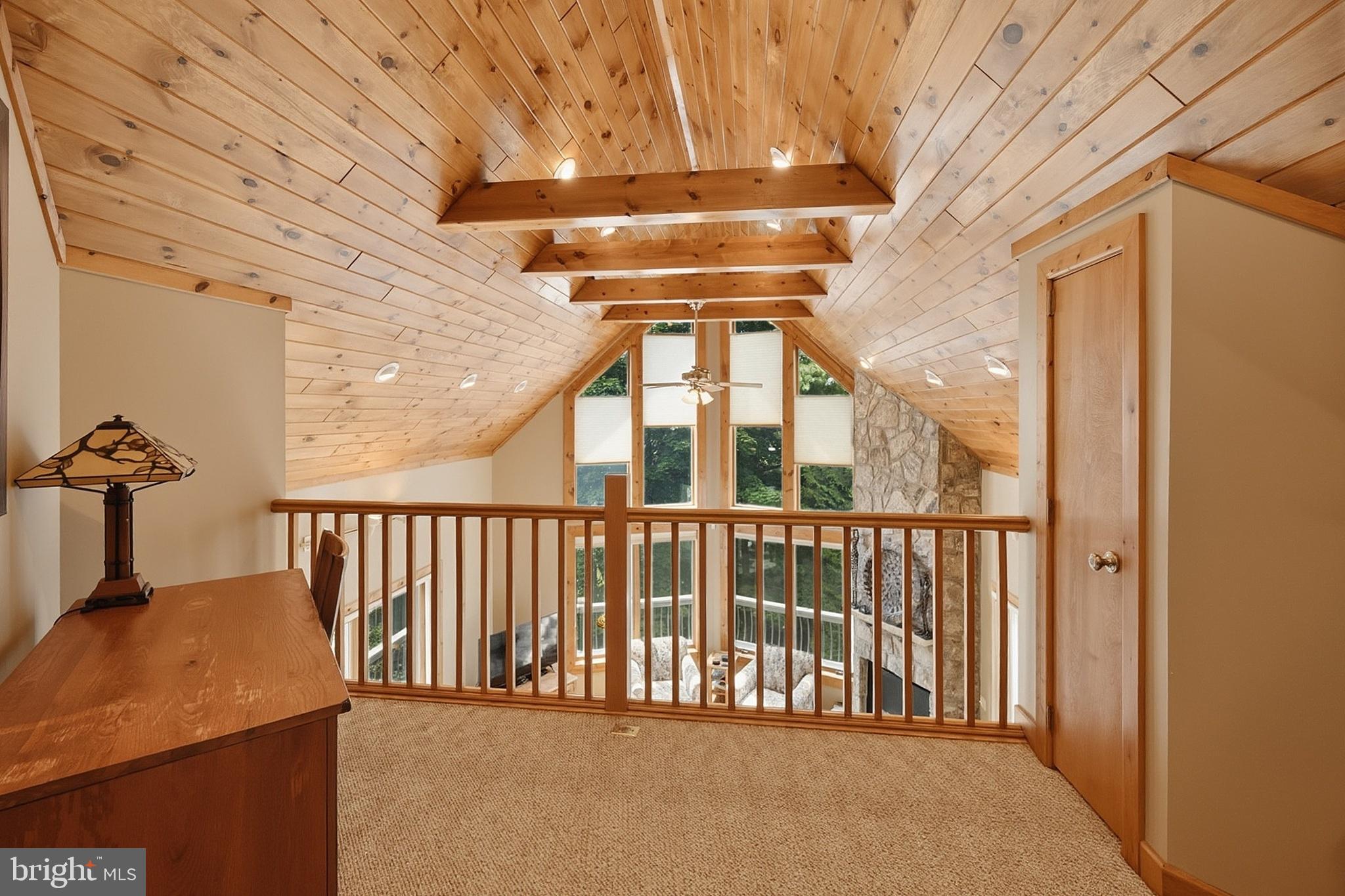 LAKE POINTE - Residential