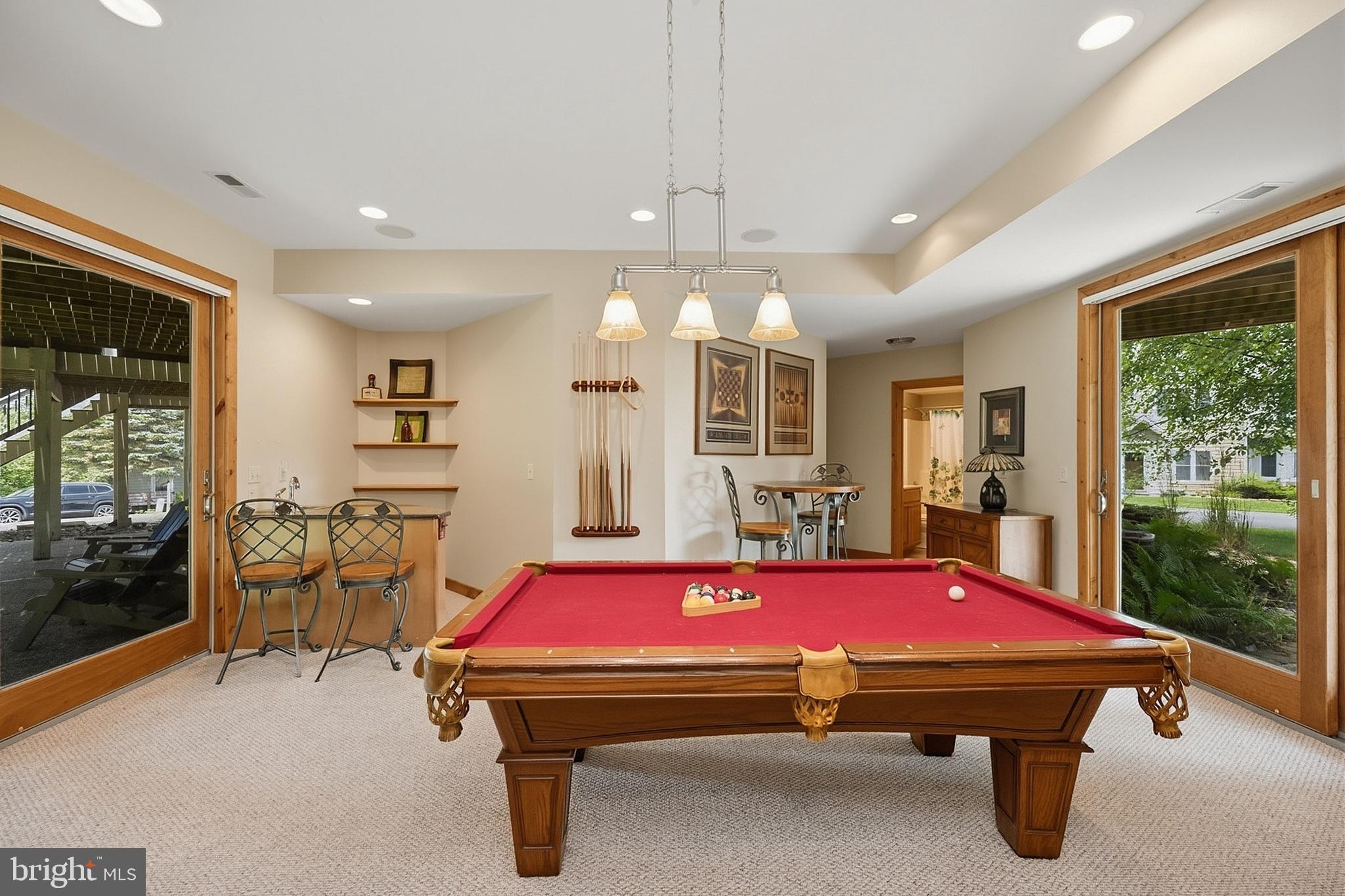 LAKE POINTE - Residential