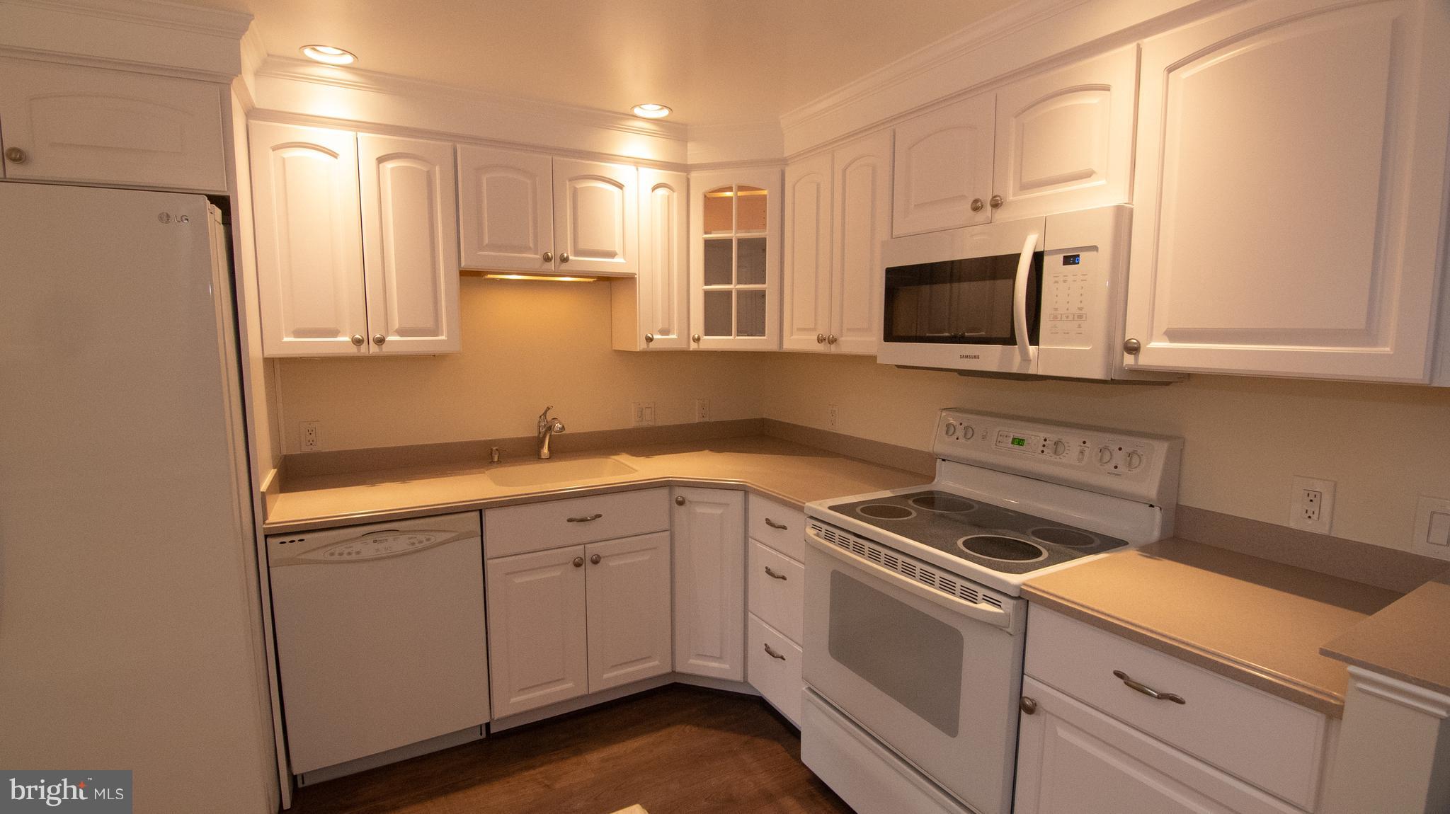 CLEARSPRING MANOR - Residential
