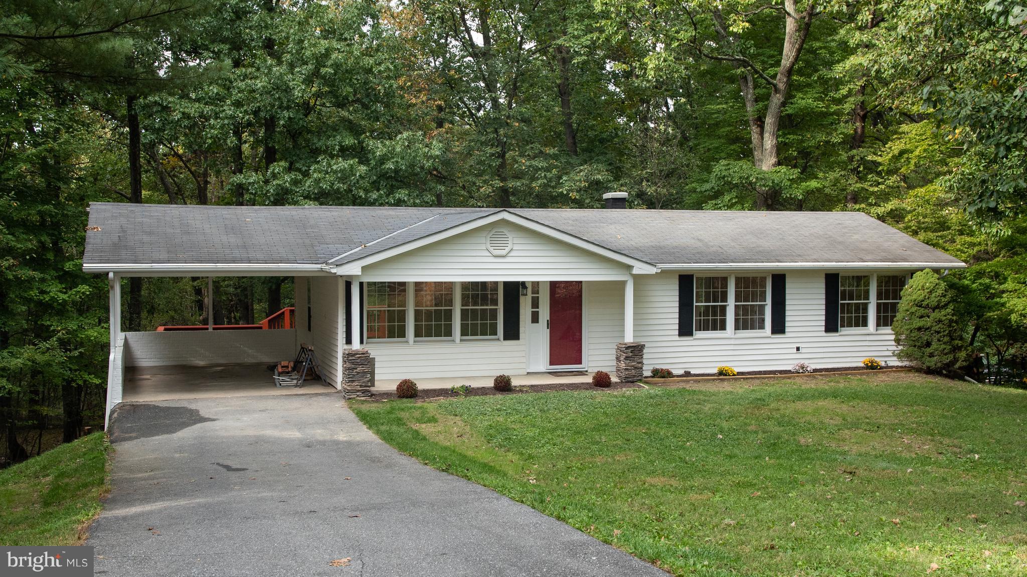 OPEN HOUSE DECEMBER 2, 2018 1:PM-3:PM.. GORGEOUS HOME ON PRIVATE 1 ACRE  TREE'D LOT FEATURING 4 BEDROOMS, 2 FULL BATHS. GLEAMING HARDWOOD FLOORS. NEW CARPET AND PAINT. UPDATED KITCHEN AND BATHS.  SPACIOUS DECK.  FULLY FINISHED WALK OUT BASEMENT WITH HUGE STORAGE AREA. RECESSED LED LIGHTING. CROWN MOLDING. GUTTER GUARD SYSTEM. ABUNDANT PARKING. CLOSE TO SHOPPING. A MUST SEE!