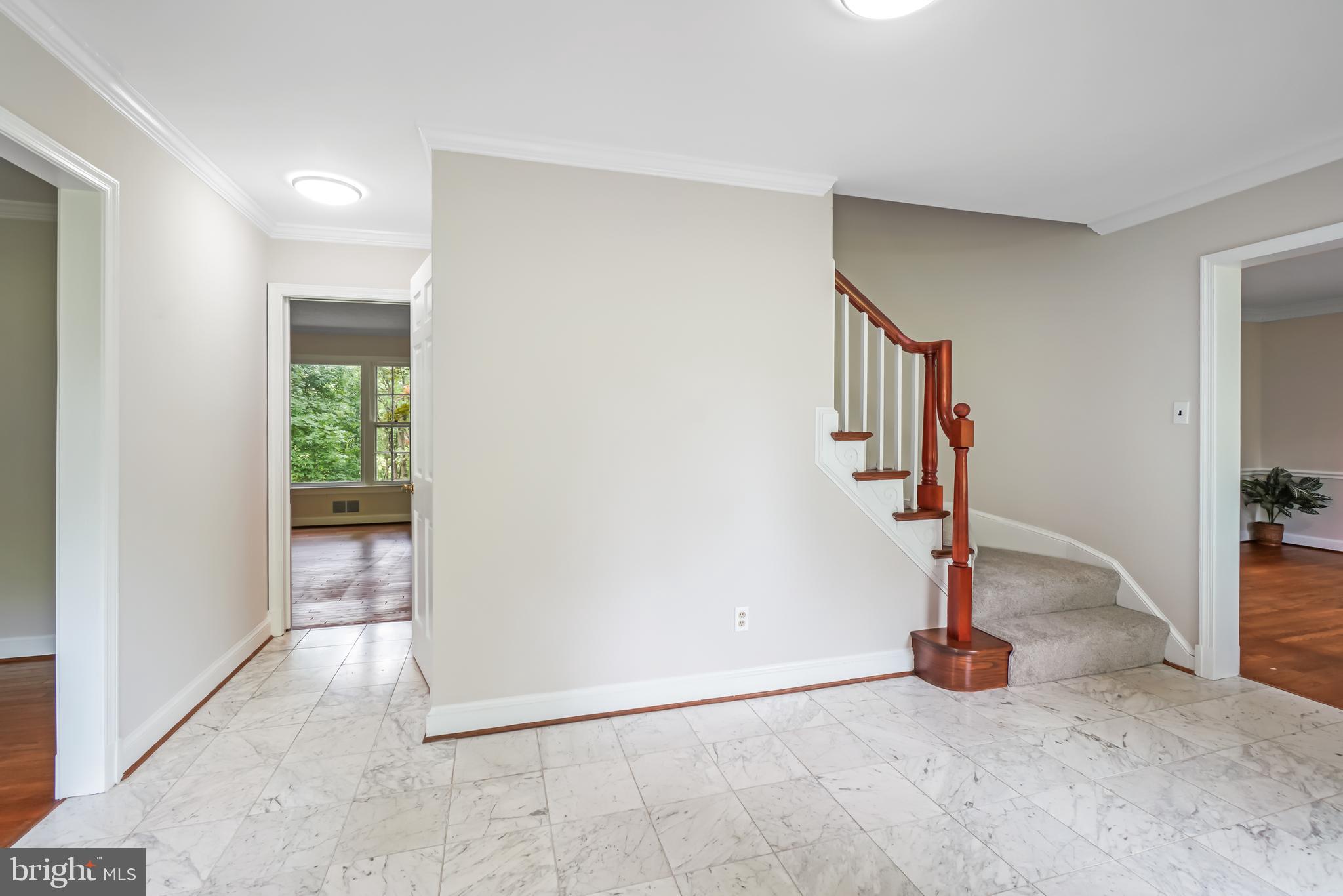 DARNESTOWN OUTSIDE - Residential