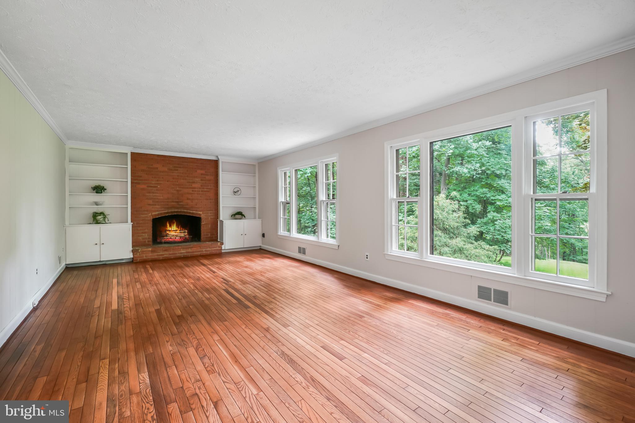 DARNESTOWN OUTSIDE - Residential