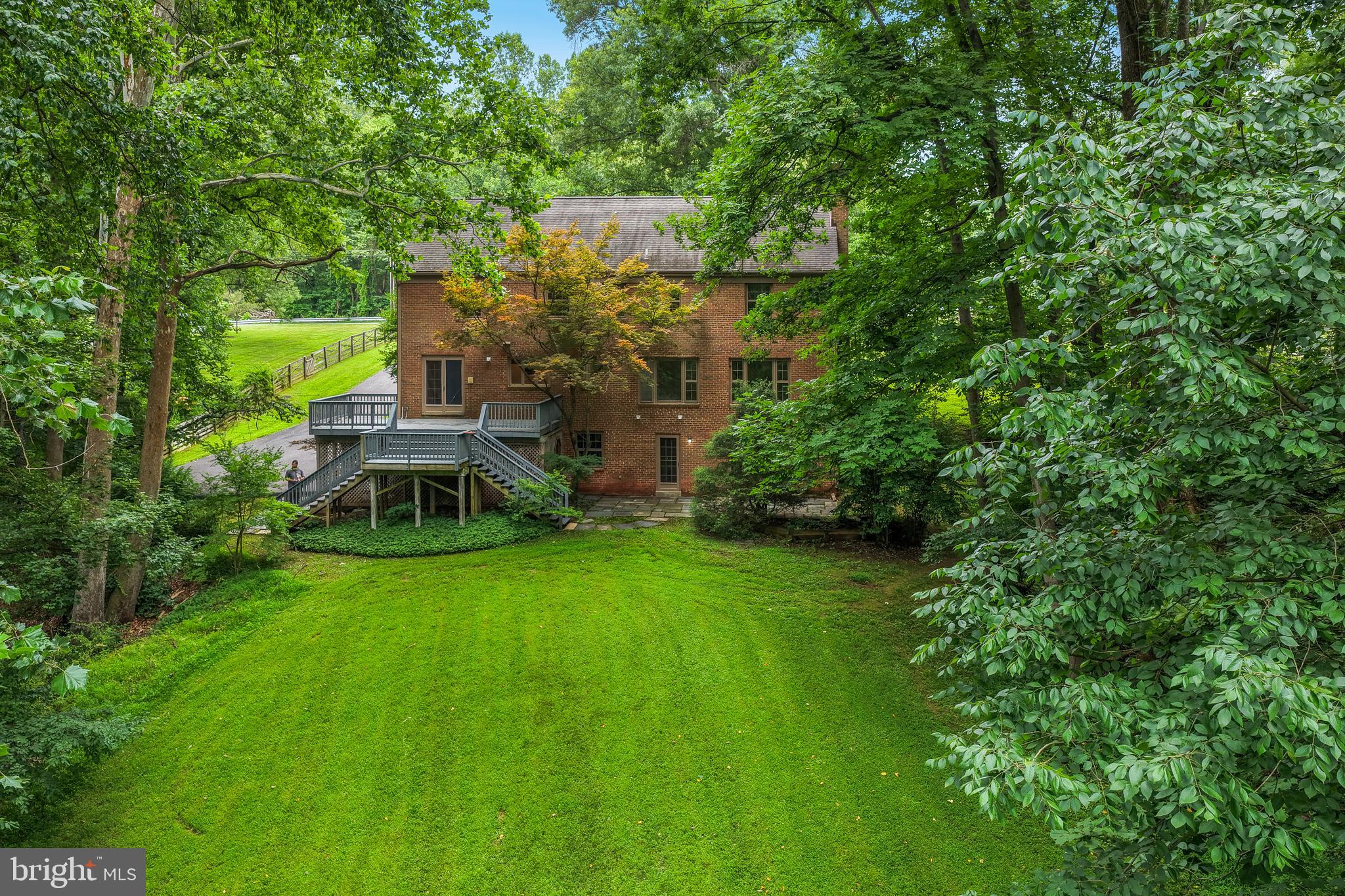 DARNESTOWN OUTSIDE - Residential