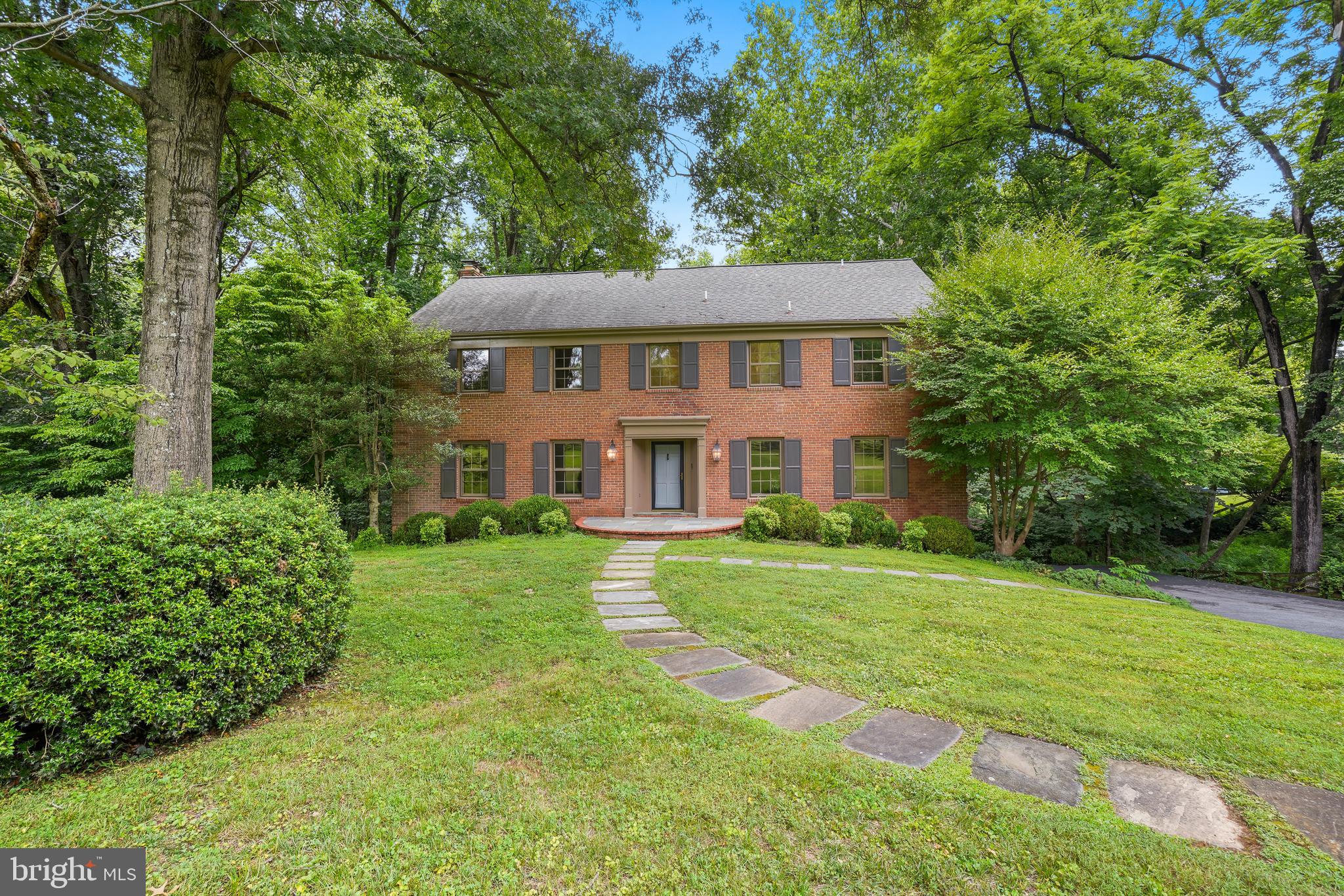 DARNESTOWN OUTSIDE - Residential