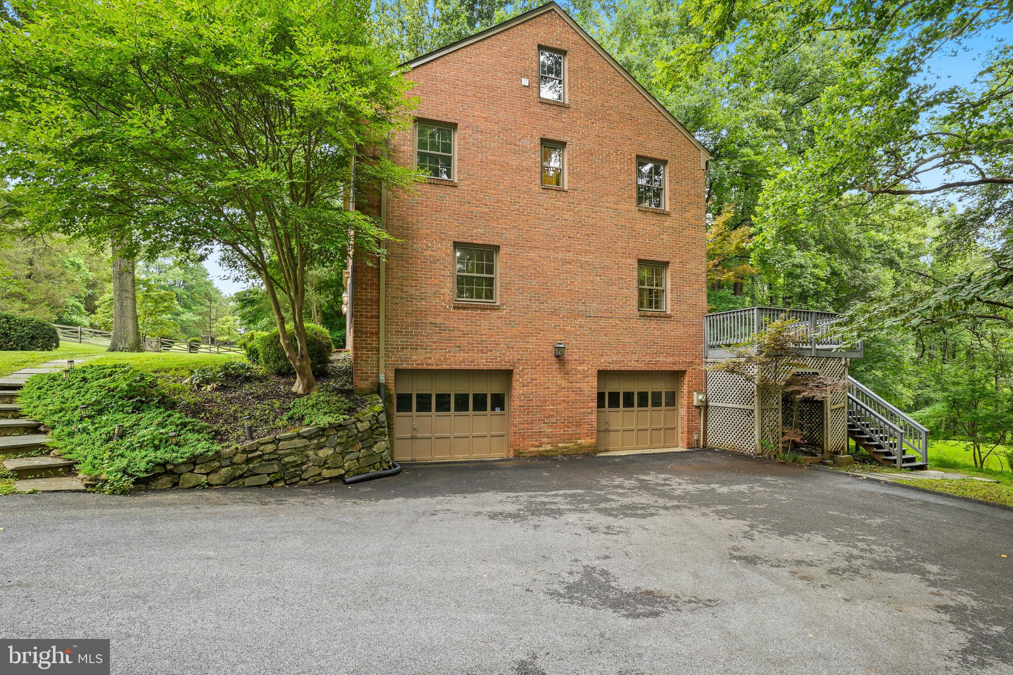 DARNESTOWN OUTSIDE - Residential