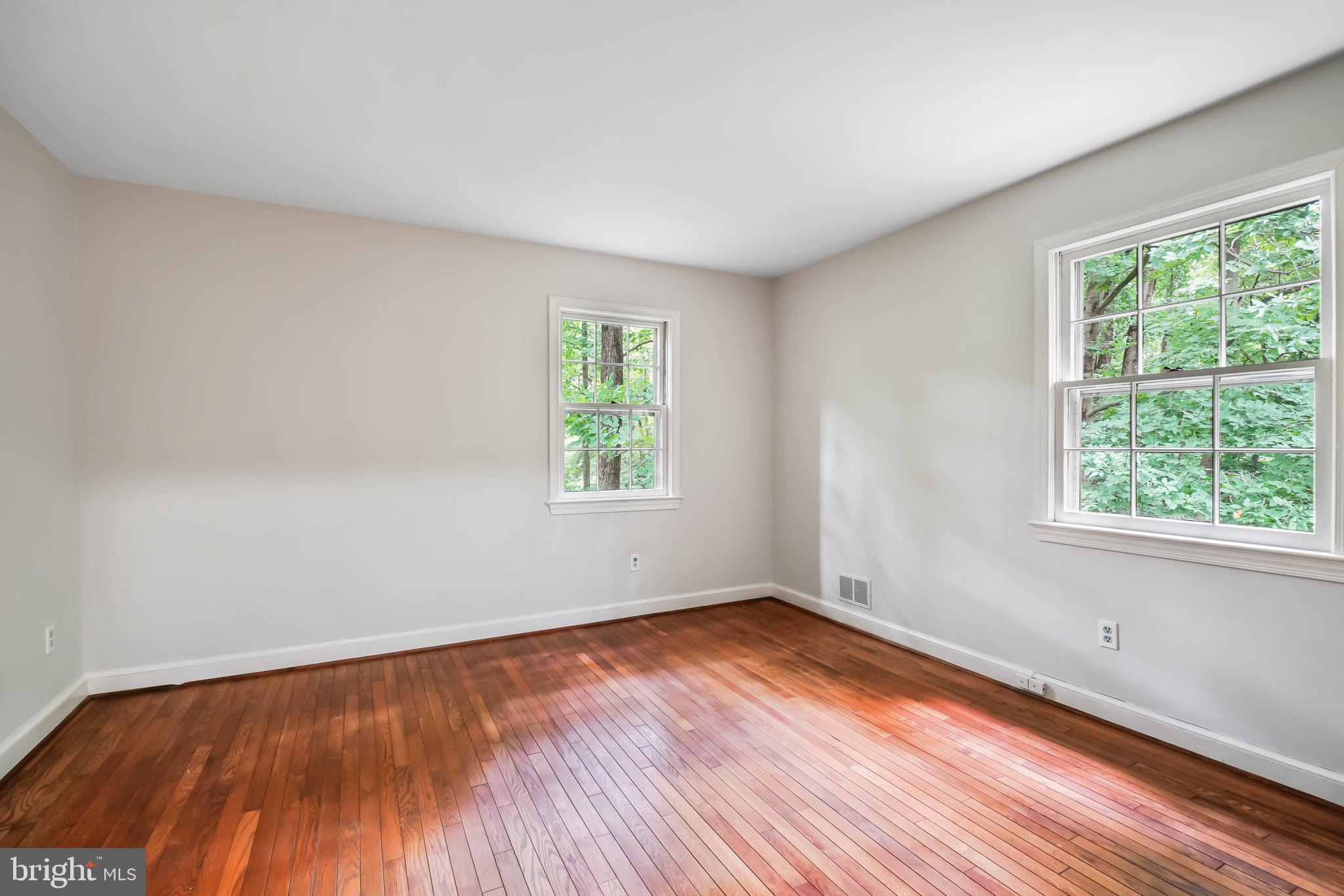 DARNESTOWN OUTSIDE - Residential