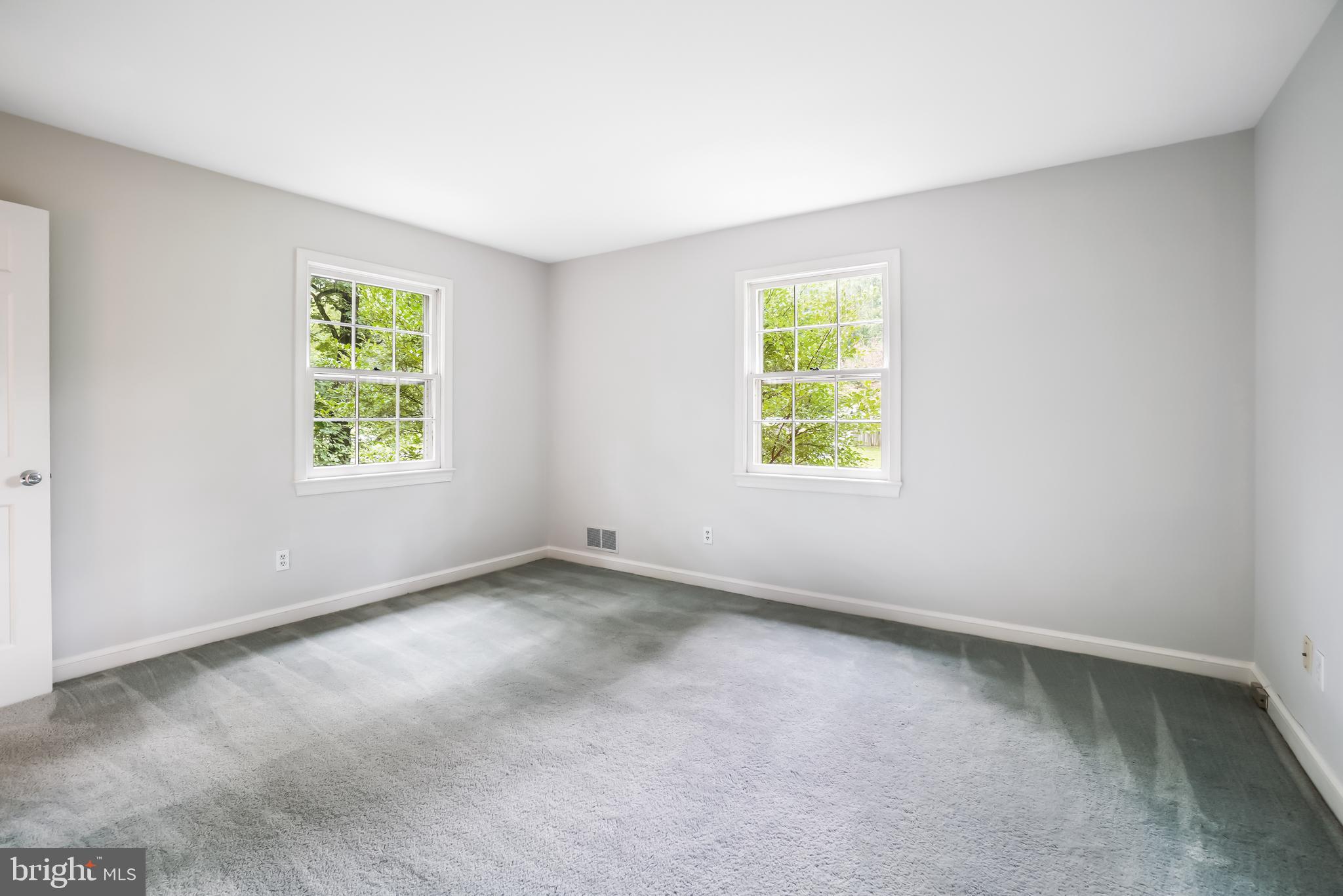 DARNESTOWN OUTSIDE - Residential