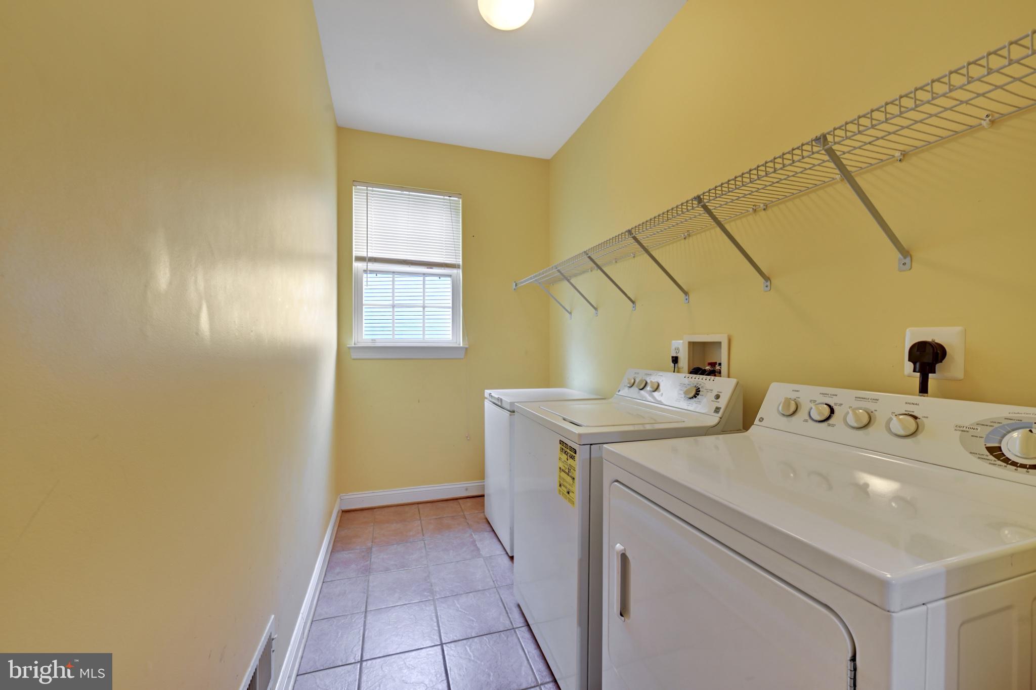 HILLANTRAE - Residential