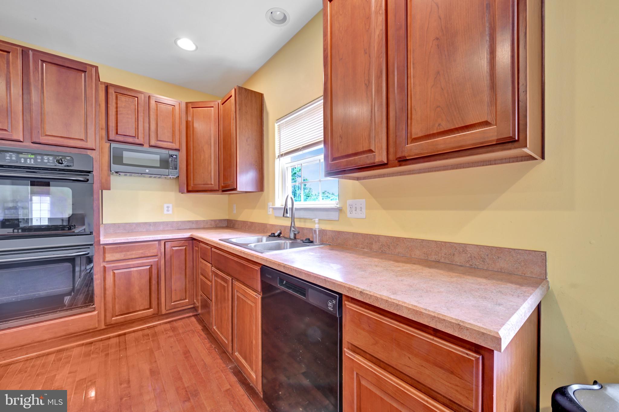 HILLANTRAE - Residential