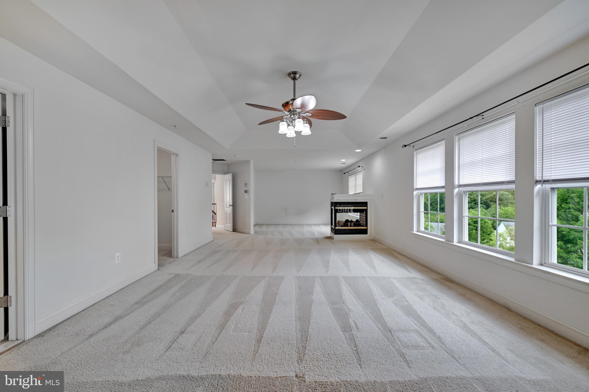 HILLANTRAE - Residential