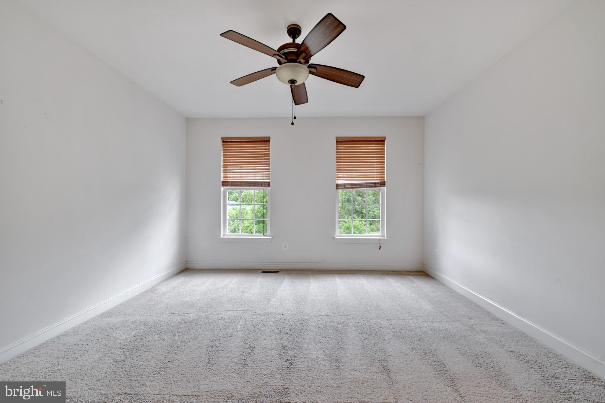 HILLANTRAE - Residential