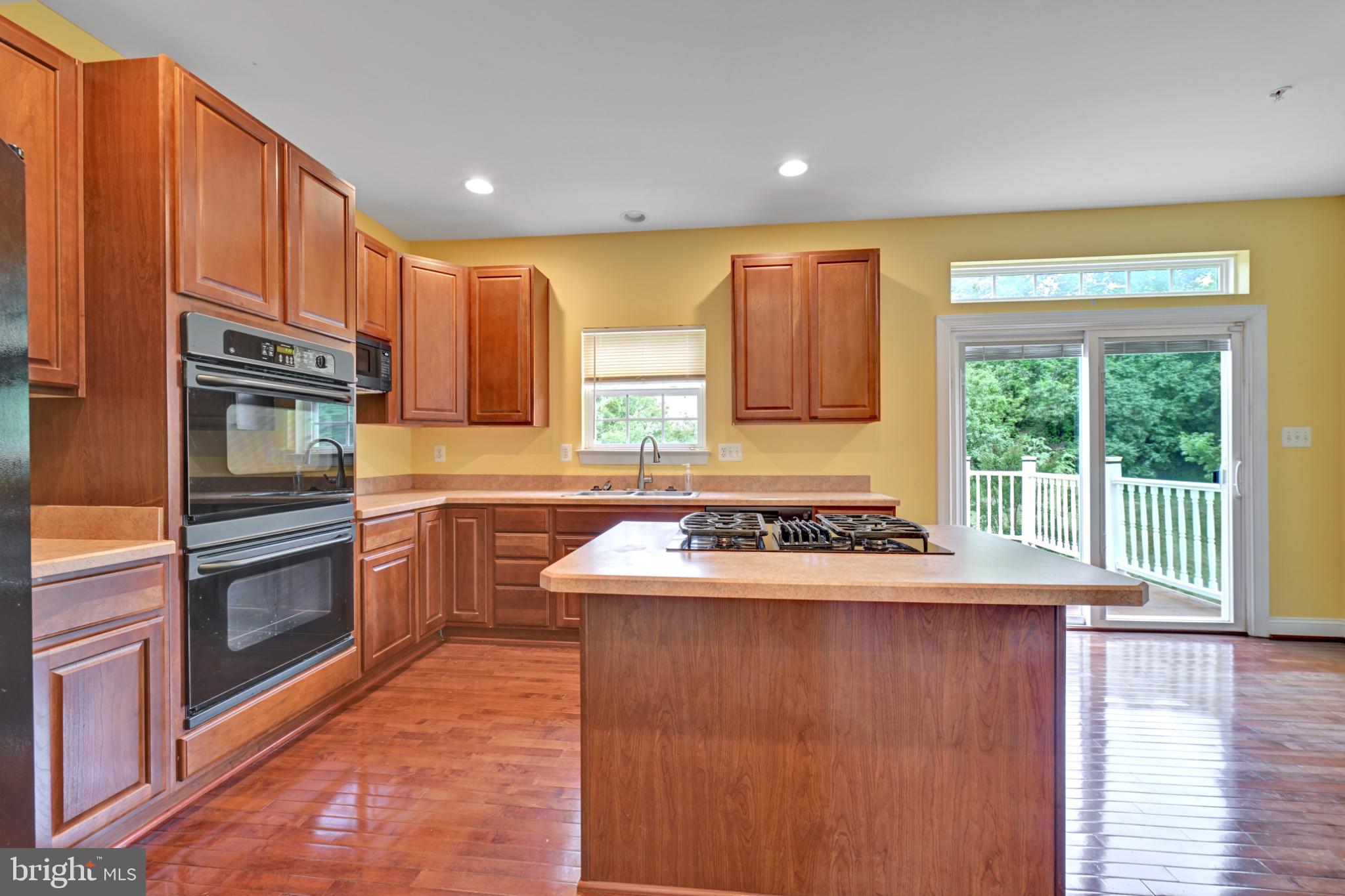 HILLANTRAE - Residential
