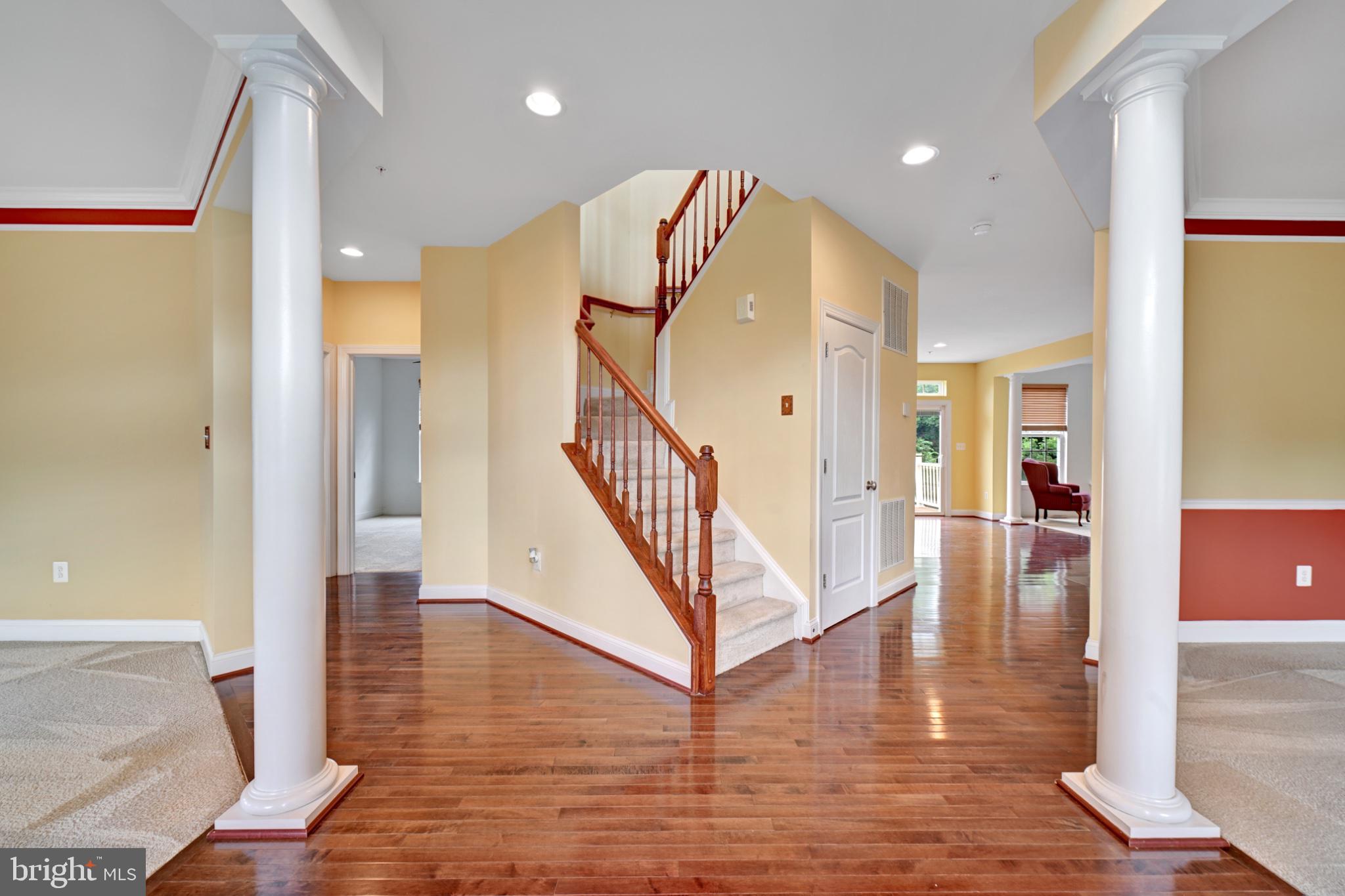 HILLANTRAE - Residential