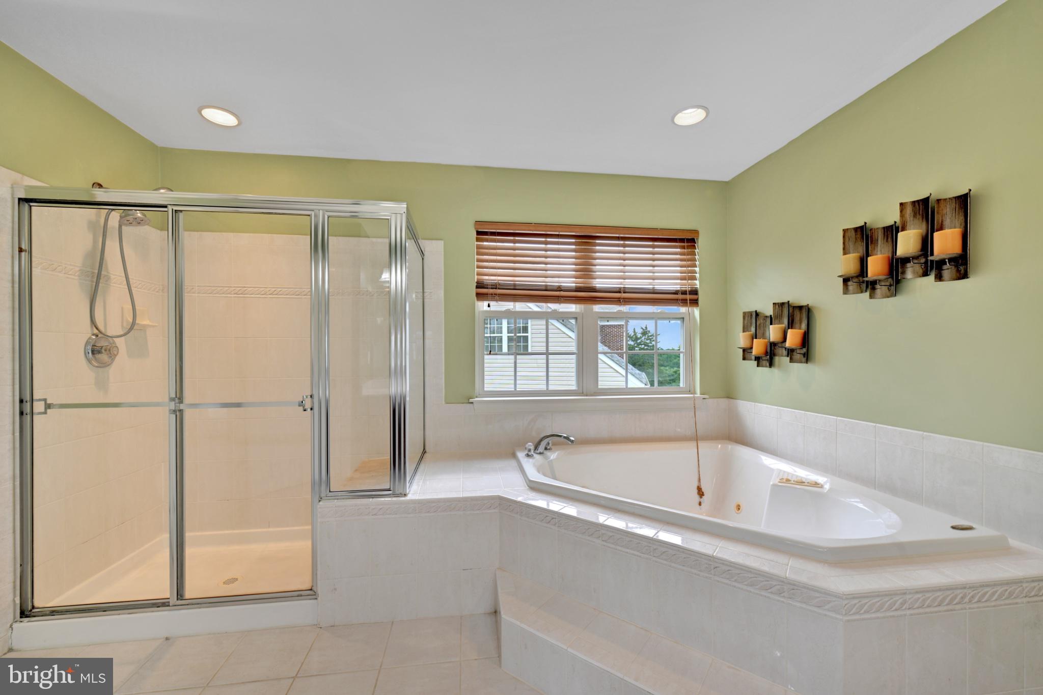 HILLANTRAE - Residential
