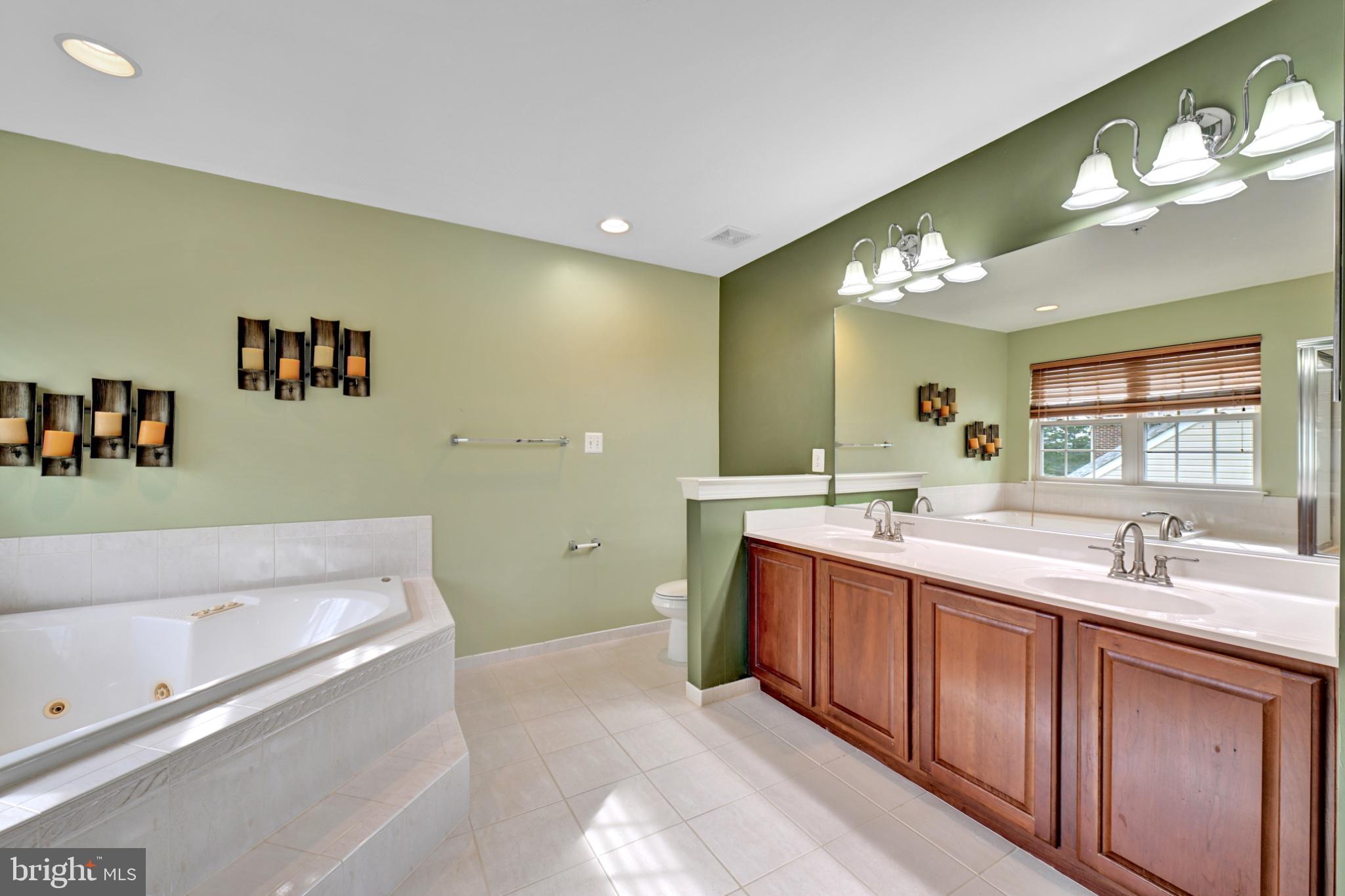 HILLANTRAE - Residential