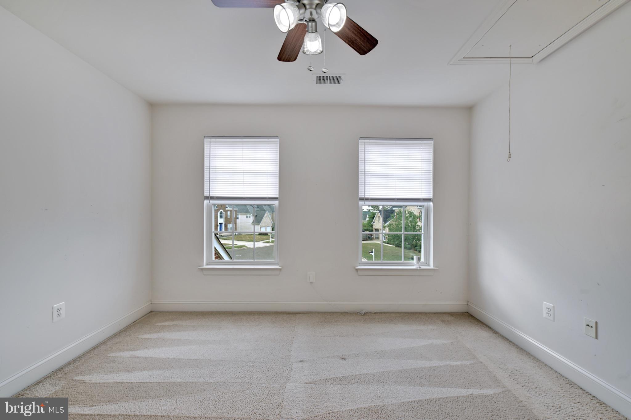HILLANTRAE - Residential