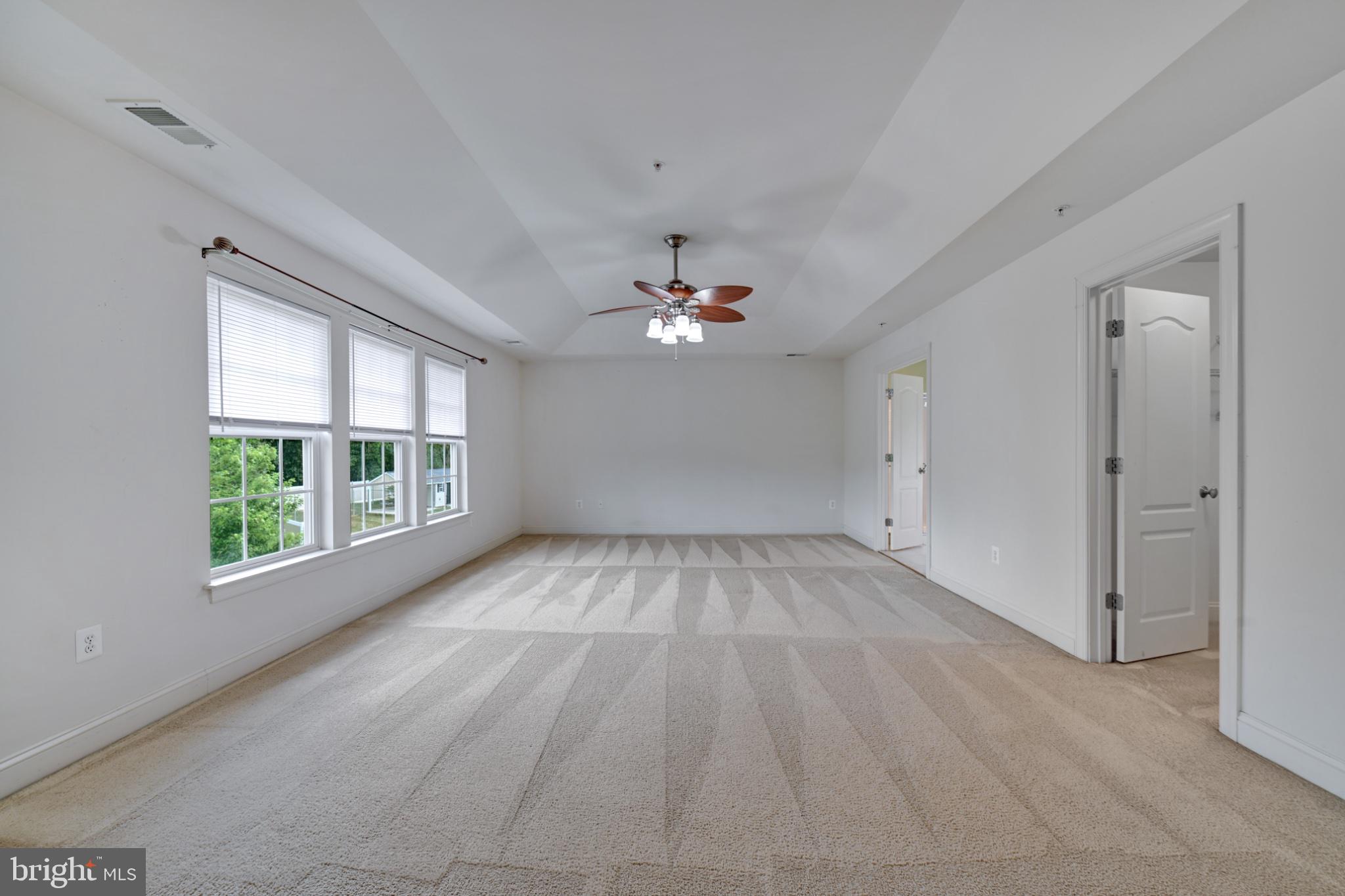 HILLANTRAE - Residential