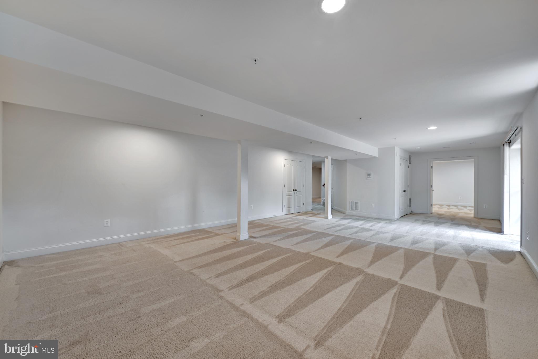 HILLANTRAE - Residential