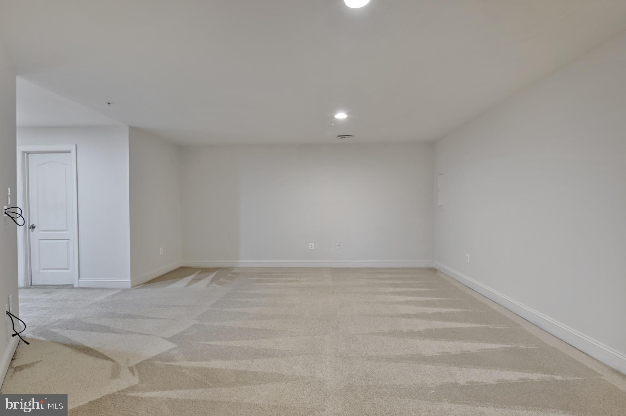 HILLANTRAE - Residential