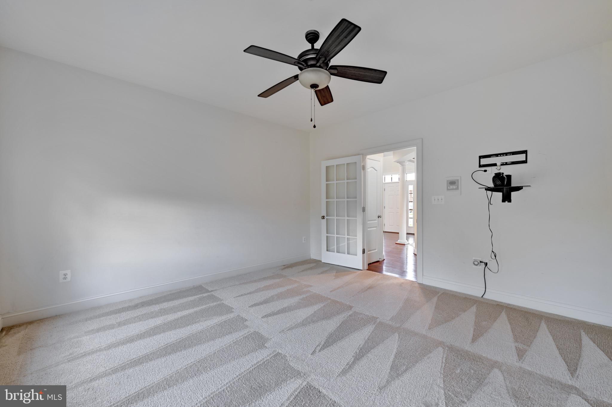 HILLANTRAE - Residential