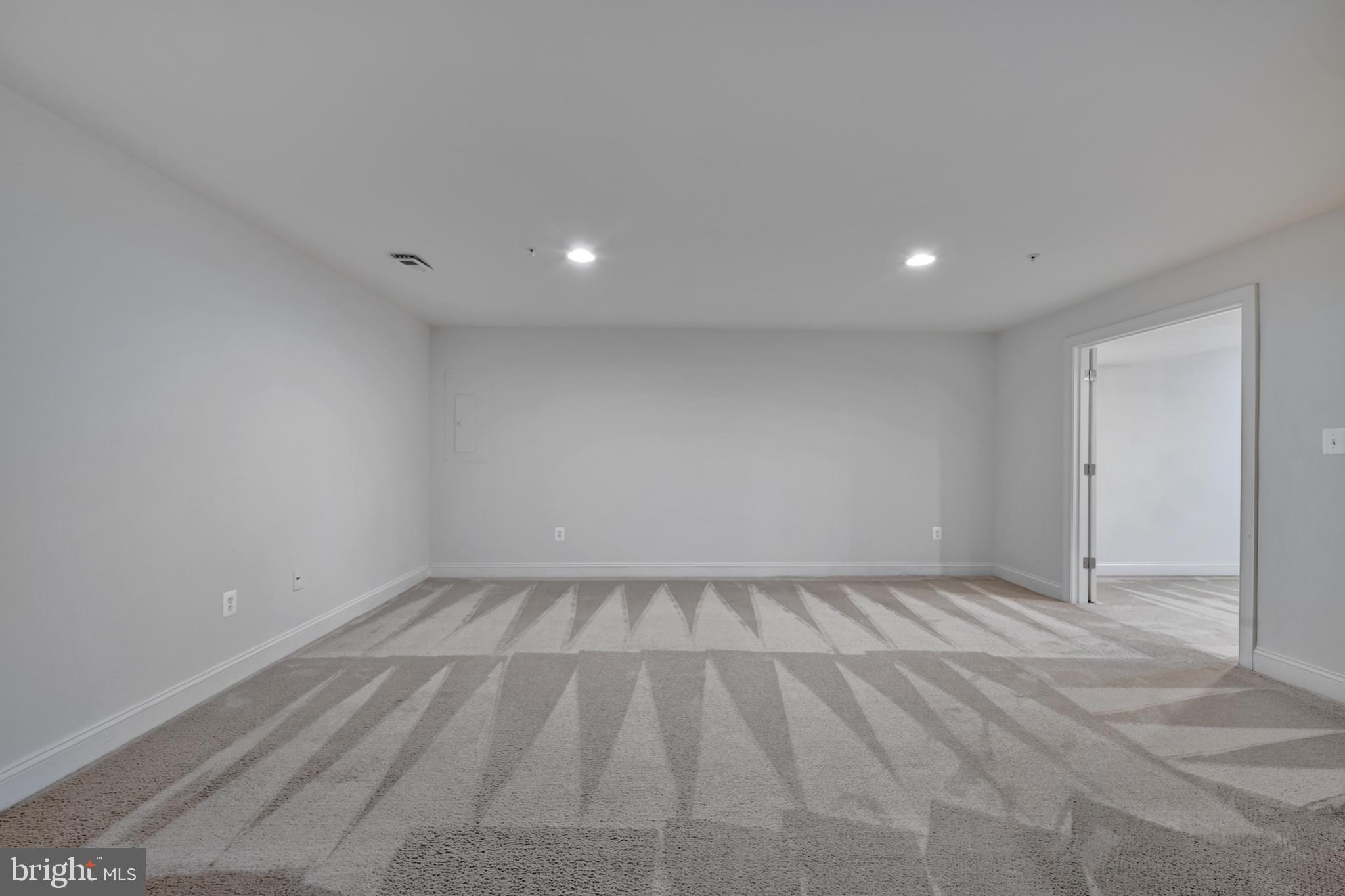 HILLANTRAE - Residential