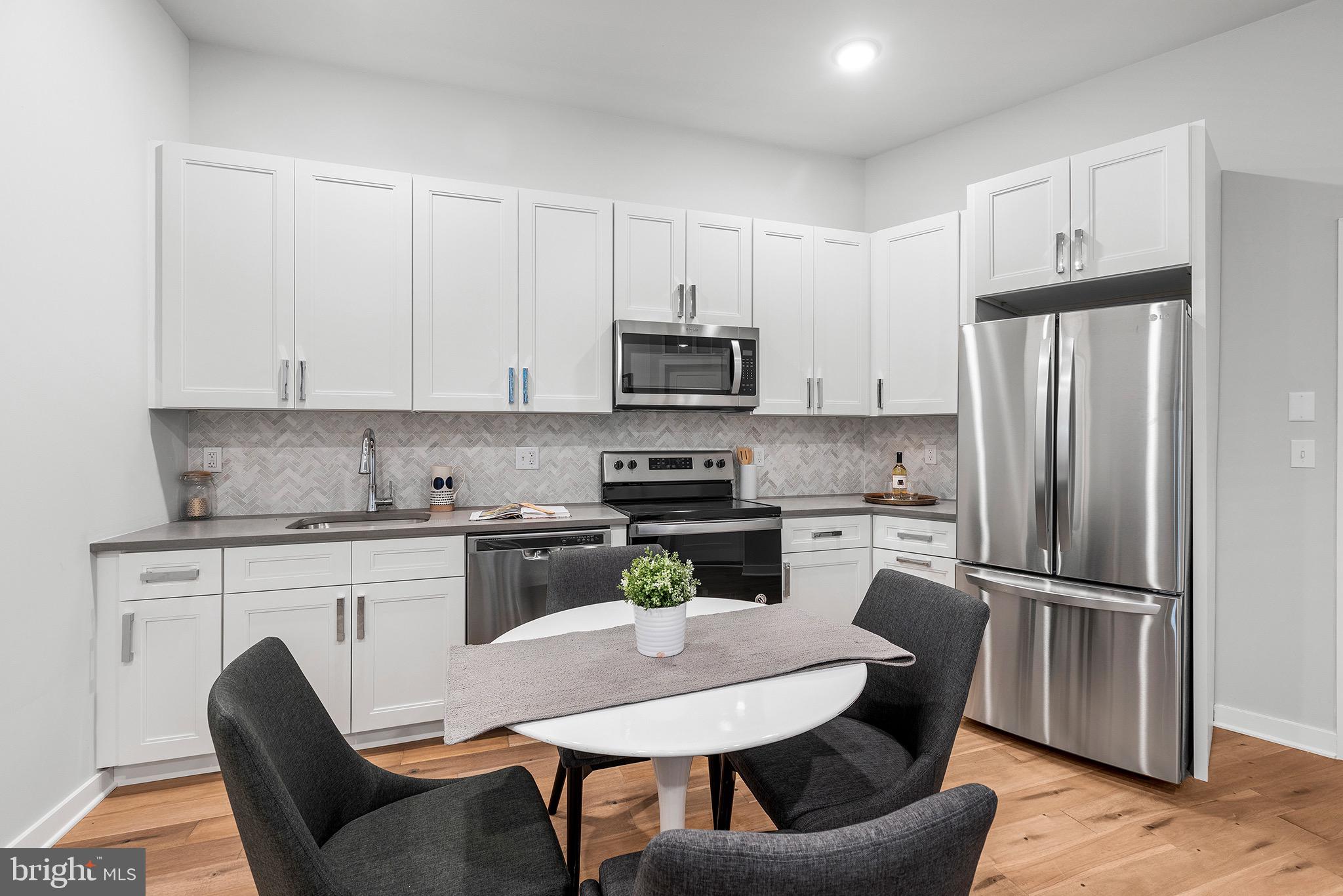 MANAYUNK - Residential Lease