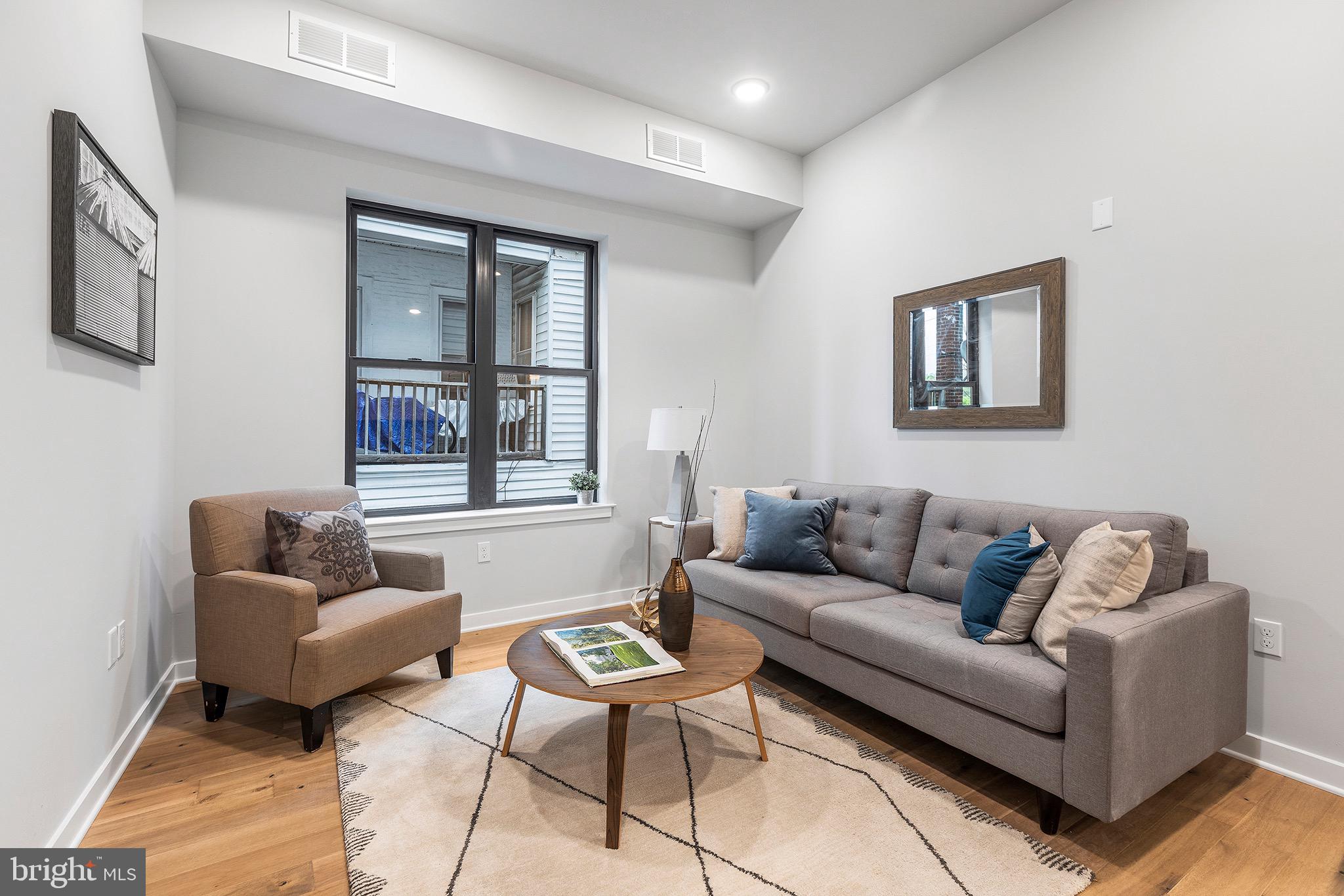 MANAYUNK - Residential Lease