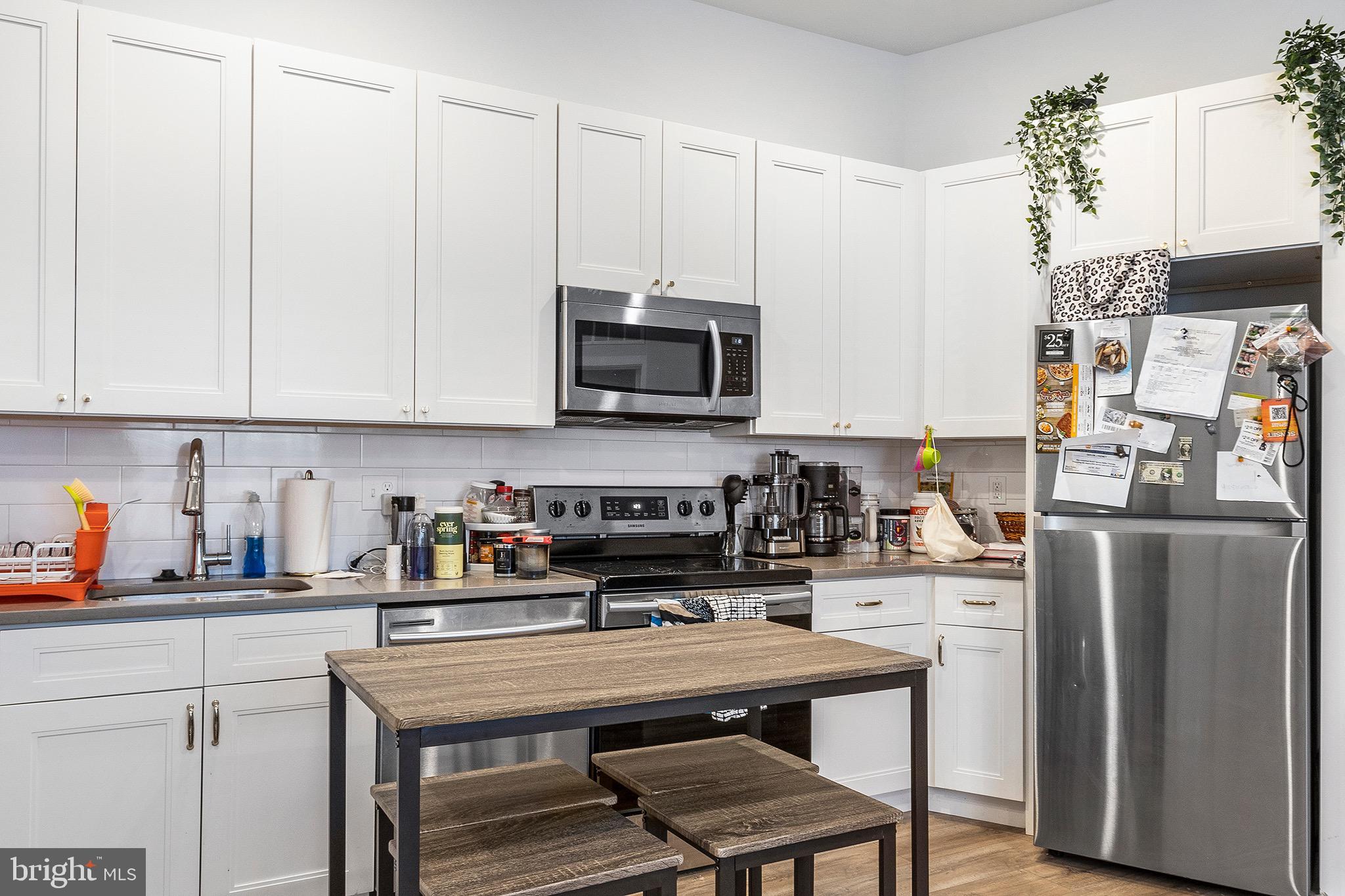 MANAYUNK - Residential Lease