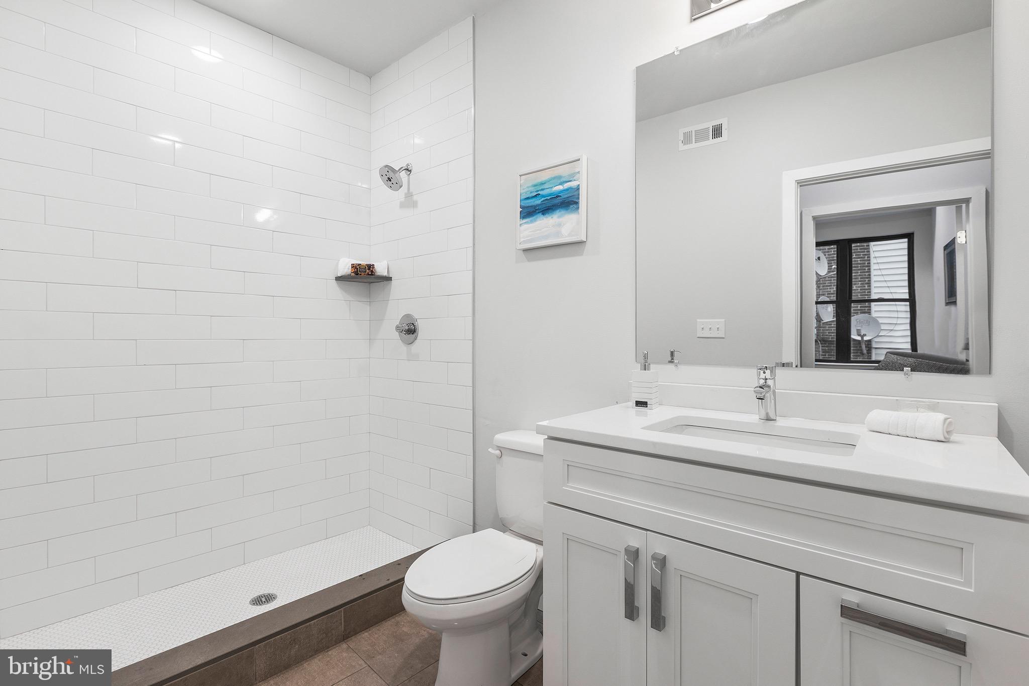 MANAYUNK - Residential Lease