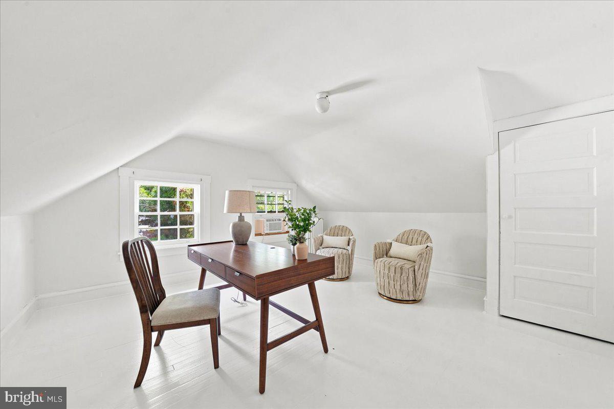 NARBERTH - Residential