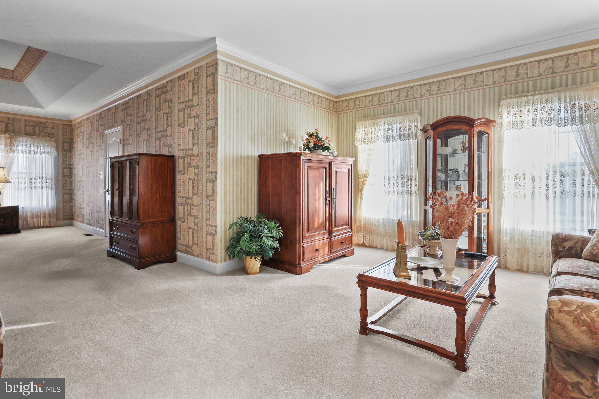 DOLINGTON ESTATES - Residential