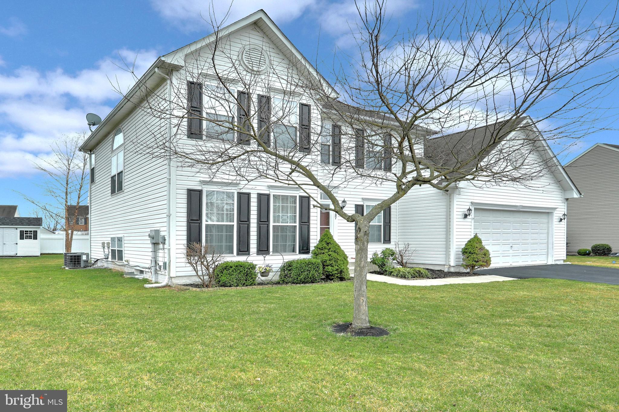 SENECA RIDGE - Residential